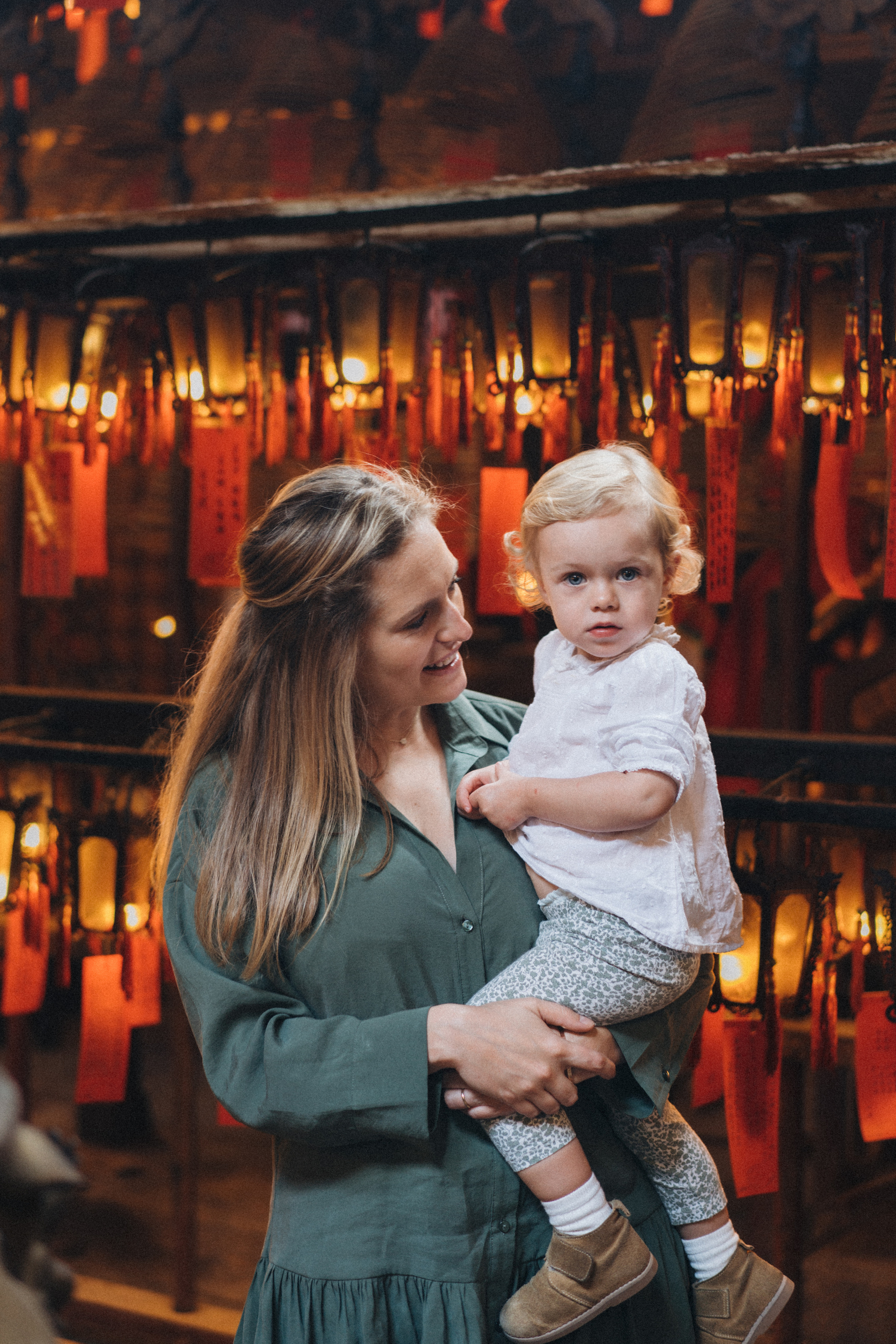 From Man Mo Temple to Central. Evgeniia Pavlova Photography