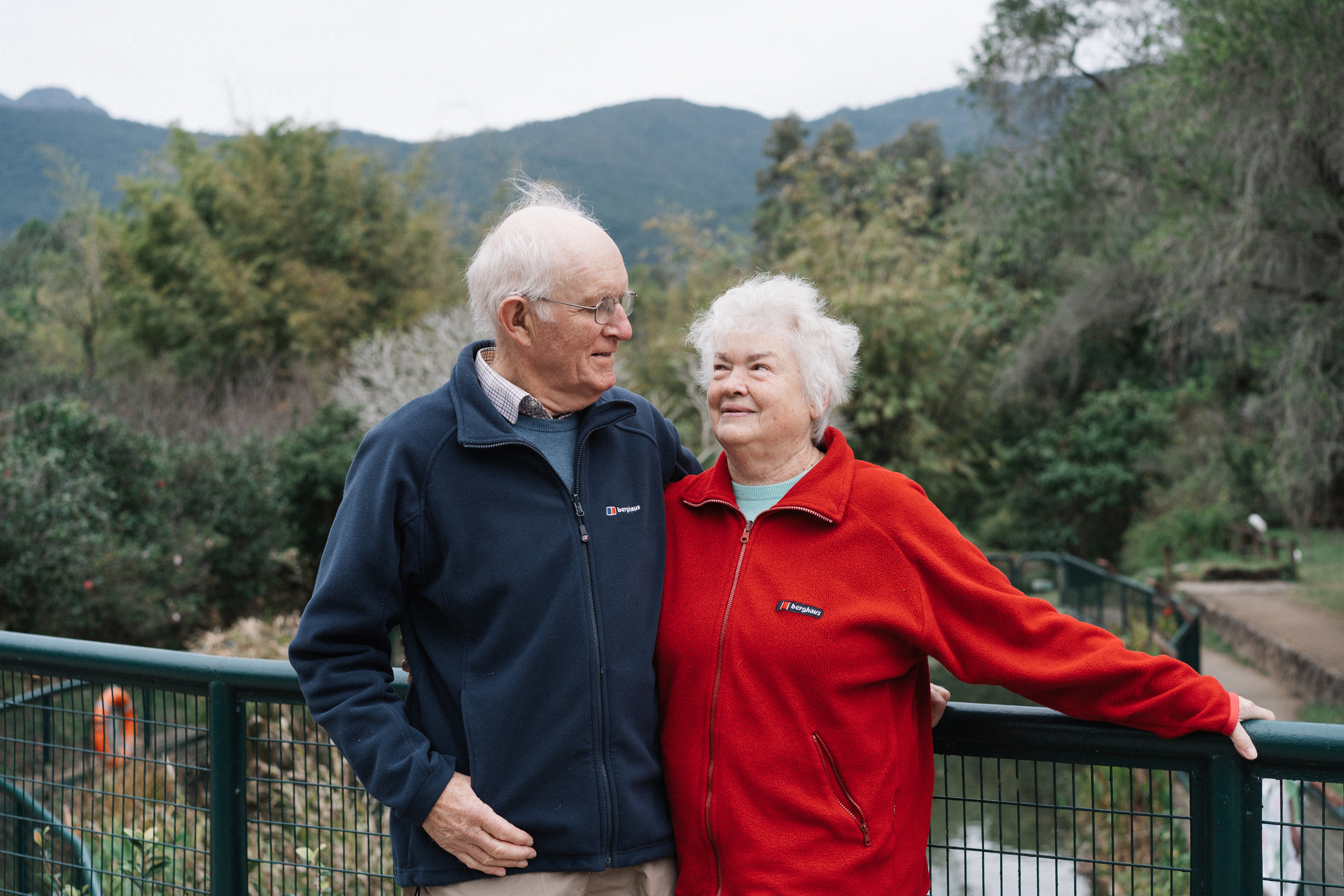 Grandparents visiting in Sai Kung. Evgeniia Pavlova Photography