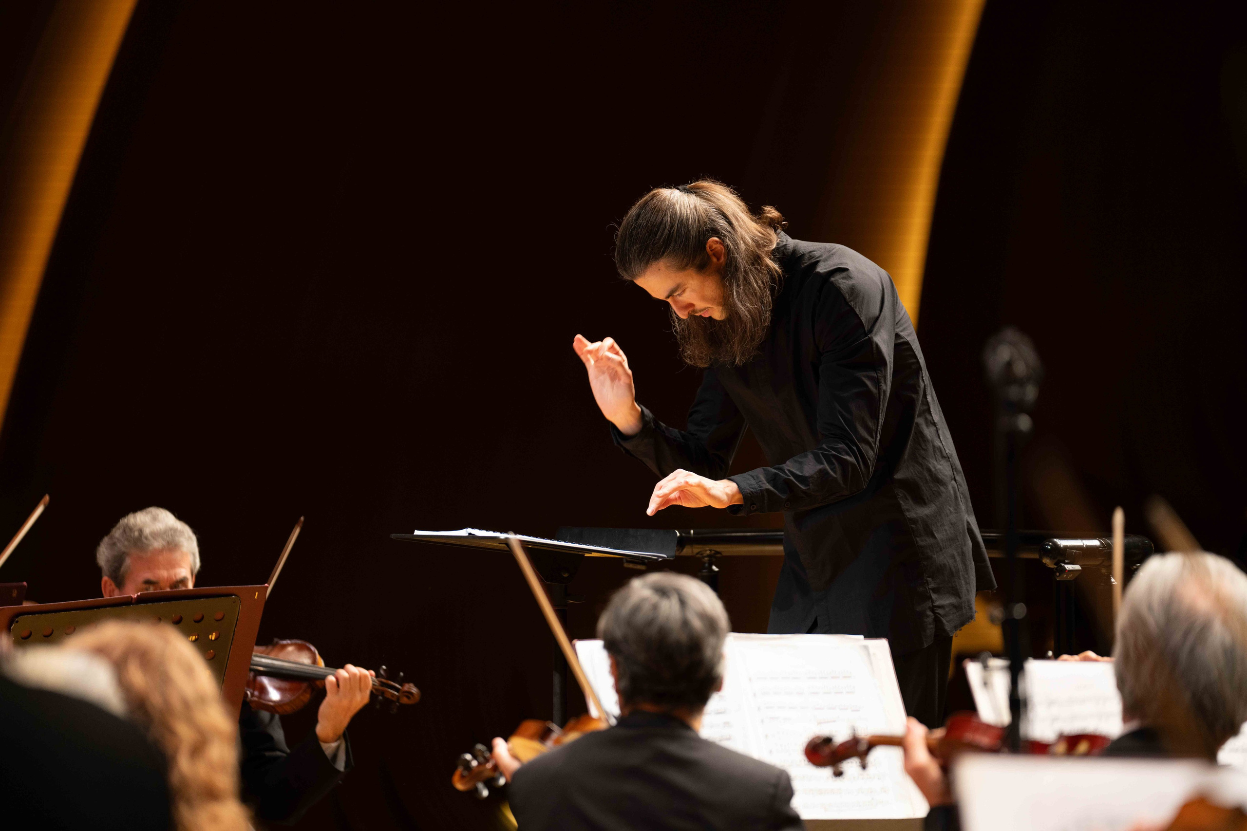 The Tchaikovsky Academic Grand Symphony Orchestra in Baku. Wedding&Event photographer Ismail Rzayev in Baku