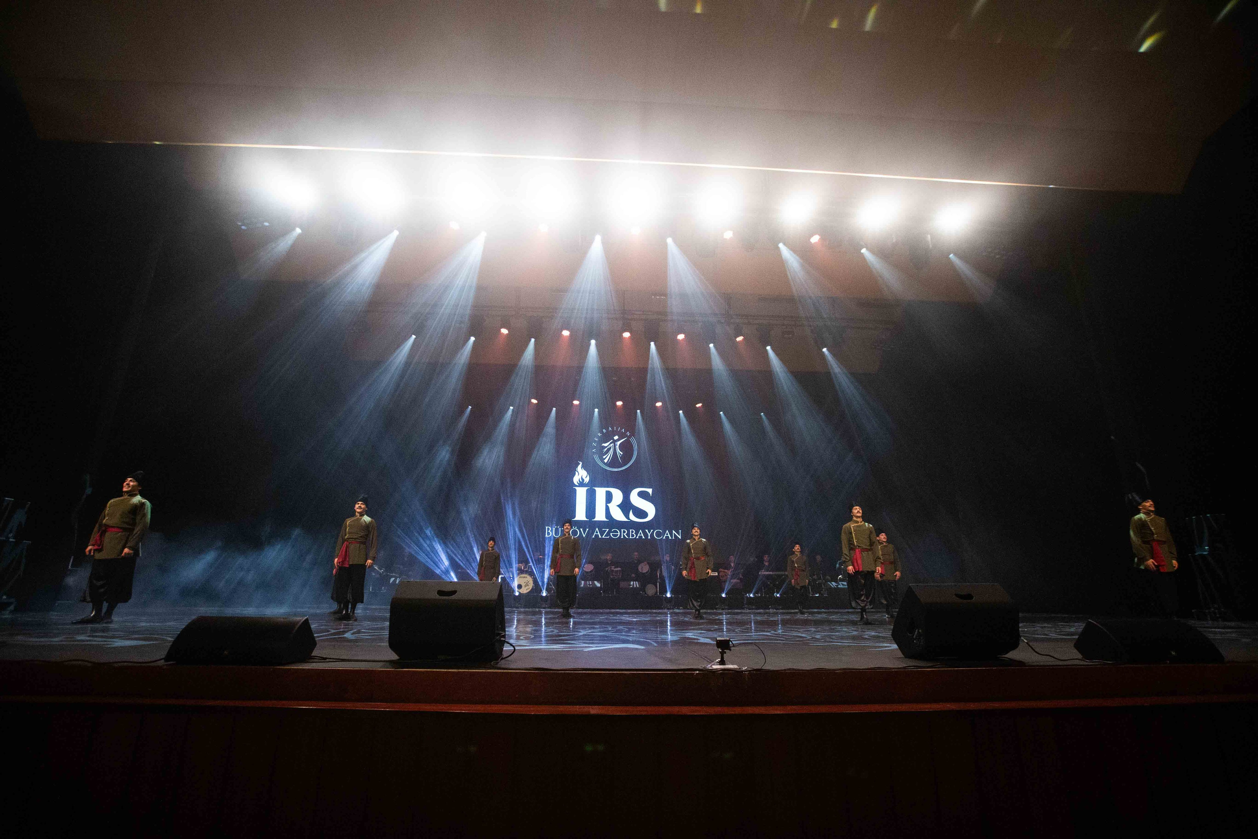 STATE DANCE ENSEMBLE. Wedding&Event photographer Ismail Rzayev in Baku