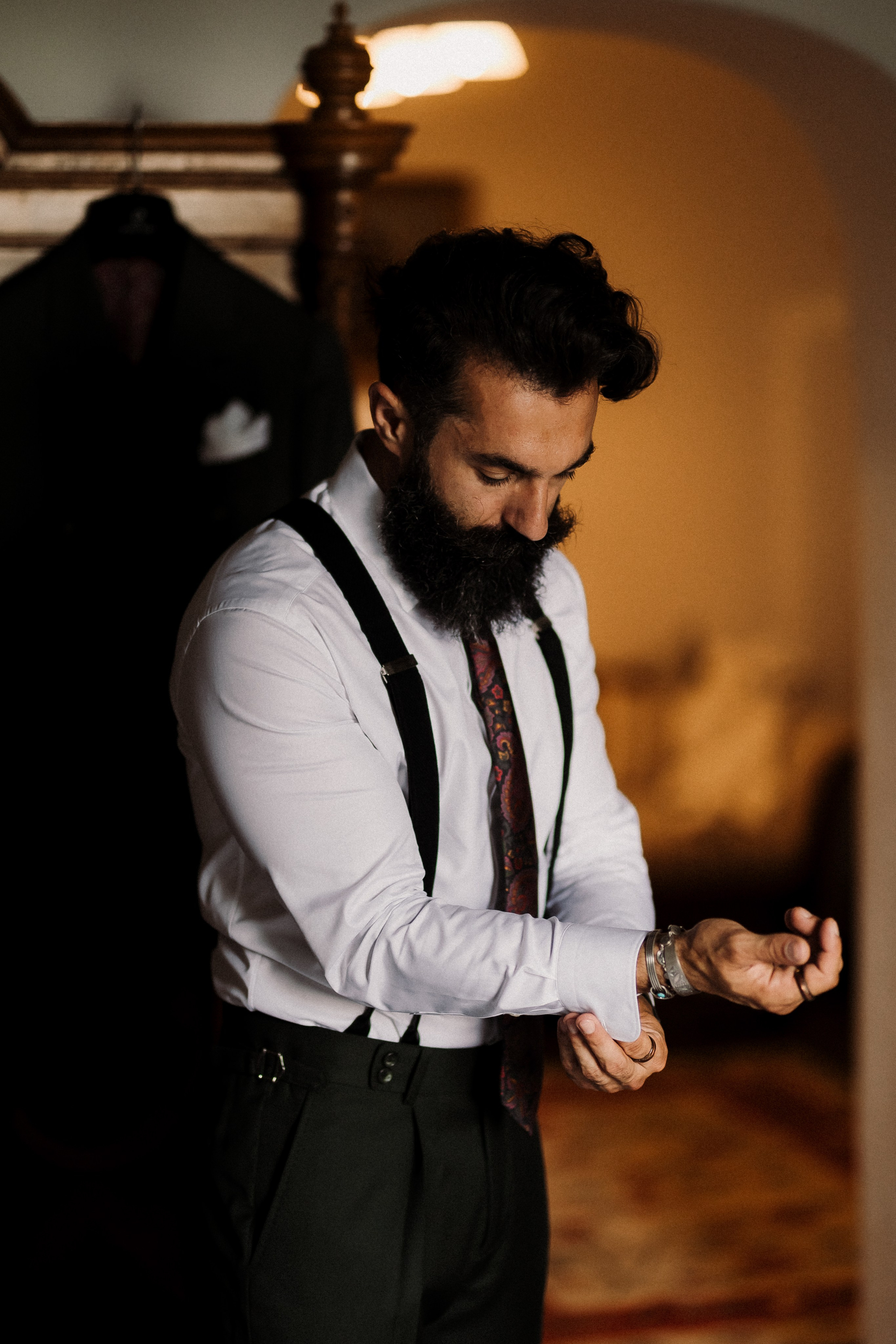 momente unice la pregatirea mirelui