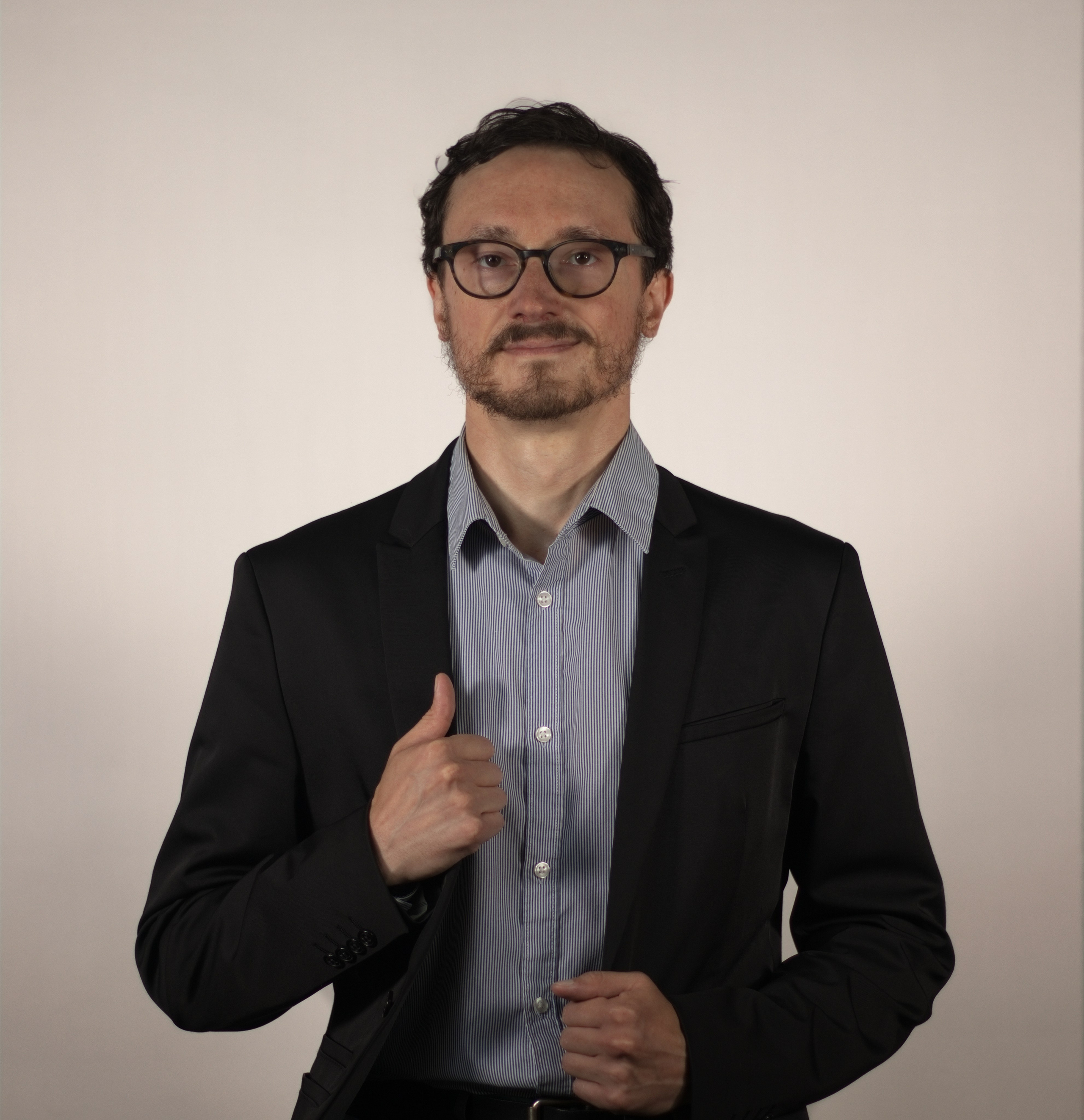 Joe Landis — Headshots — 7/1/2026. Charitable Visuals