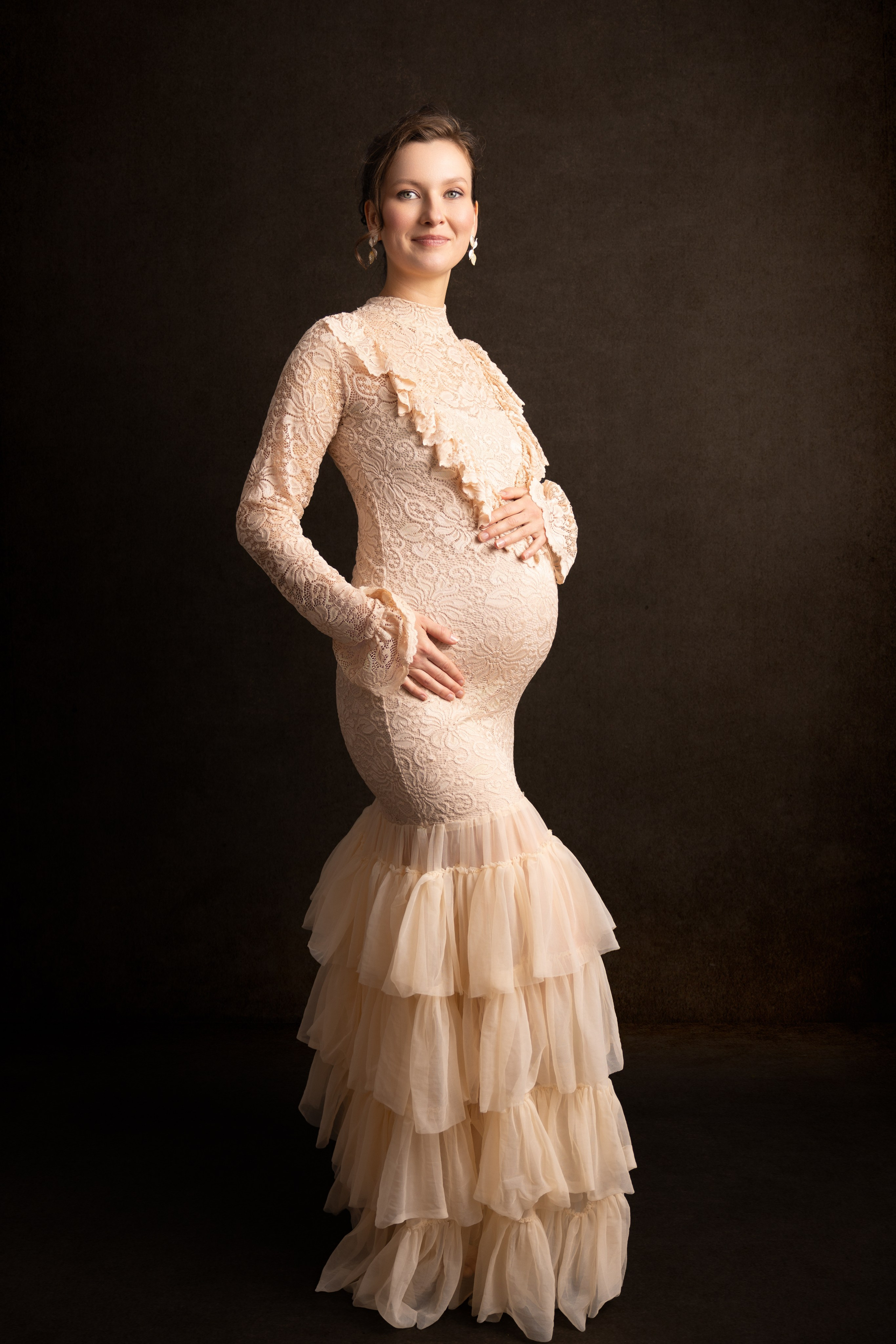 Фотосессия беременности в Дрездене — студия и природа. Фотосессия беременности Дрезден Берлин Германия. Фотограф семьи и материнства в Дрездене Татьяна Мудряк