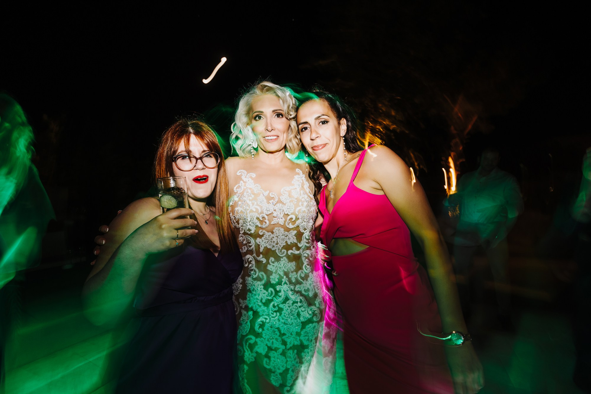 Lambros-Adriana. Fotograf și videograf de nuntă R. Moldova, Romania