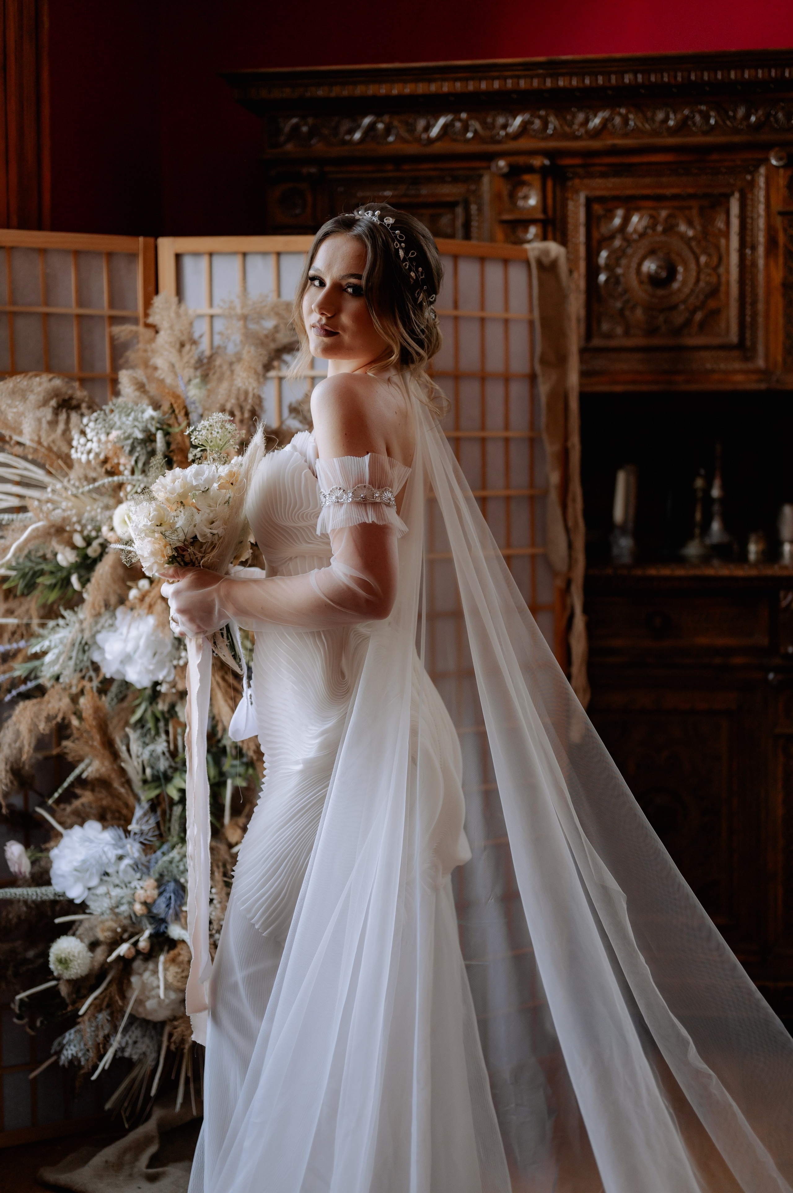 Servicii foto video profesionale de nunta, la cel mai bun pret. Proud Vision Weddings | Wedding Photography & Film — Servicii profesionale Foto Video Nunta Iasi