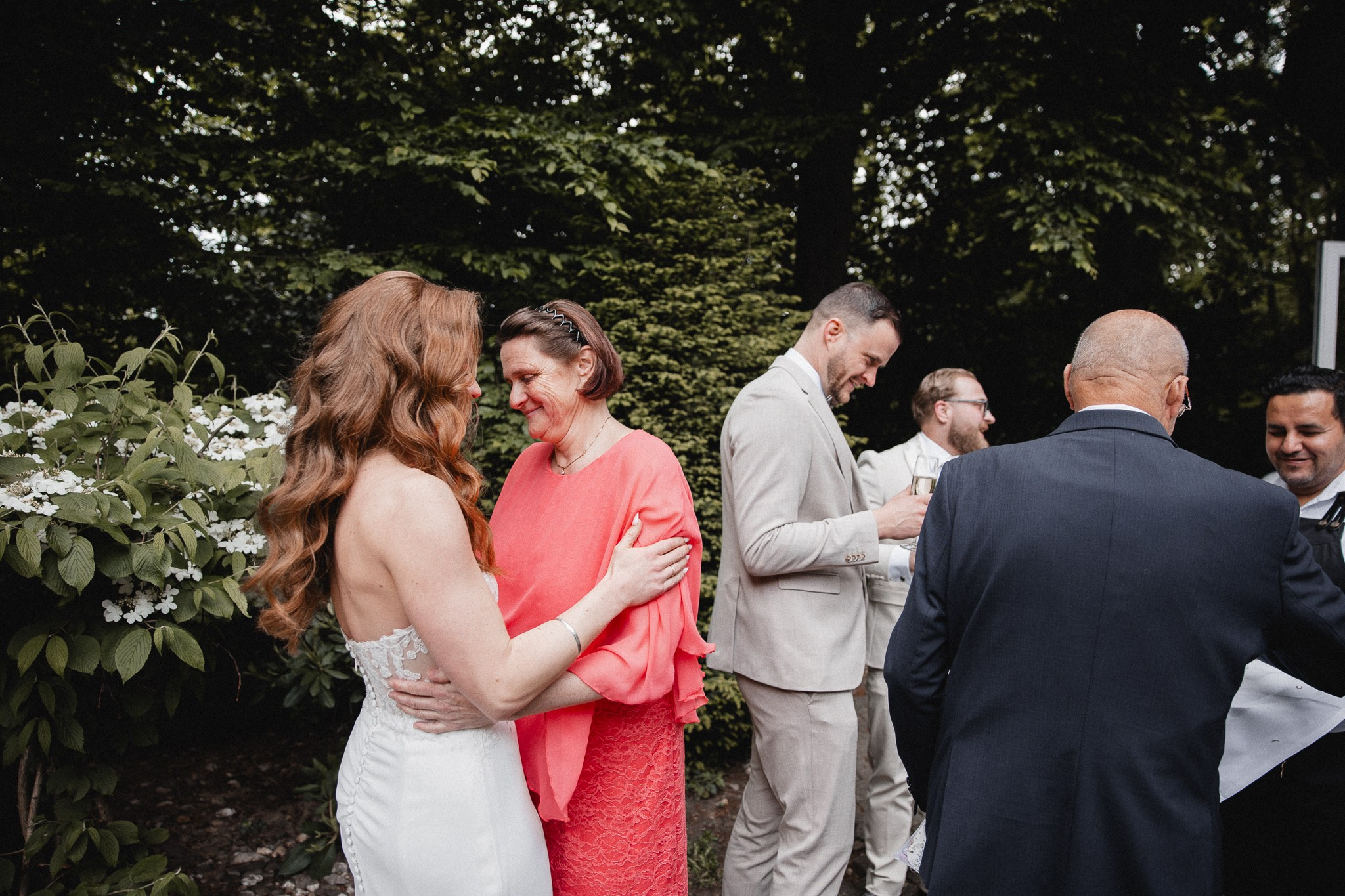 PEGGY & DENNIS | FLETCHER WALDHOTEL NORDRHEIN-WESTFALEN. Photographer in Bochum Dolia Halyna