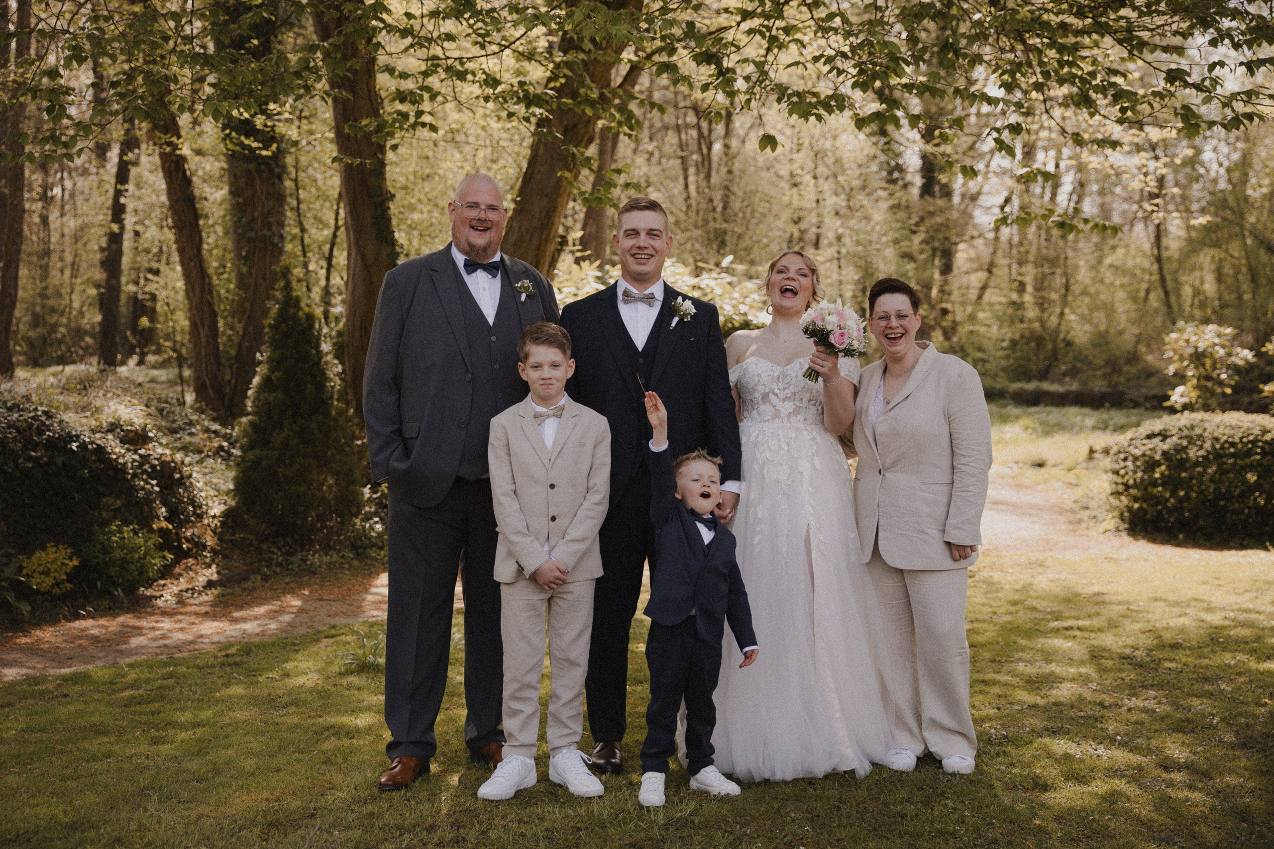 Lorena & Jan l Schloss Sythen. Hochzeitsfotografin Bochum | Halyna Reiche Fotografie NRW