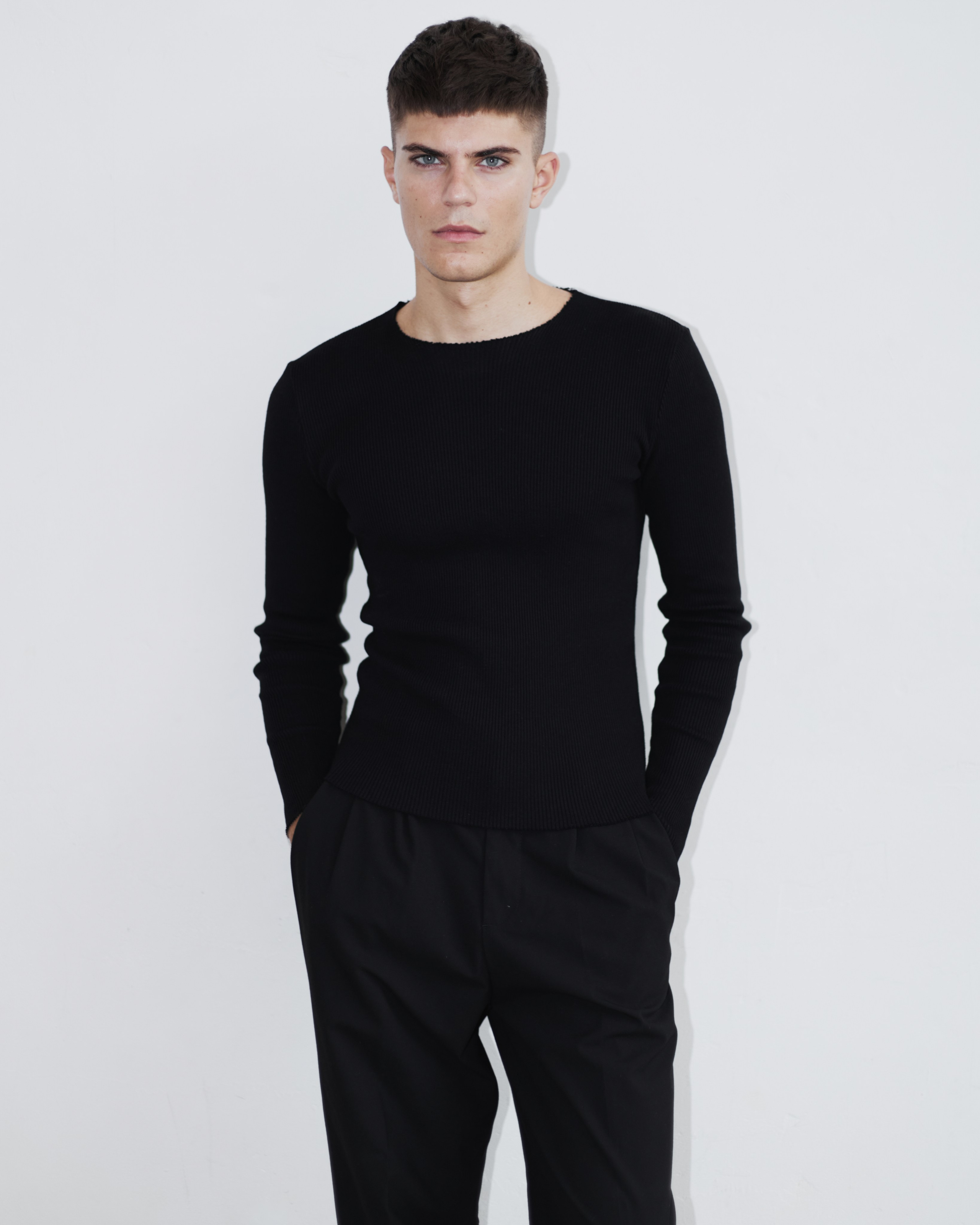 Model Test. Commercial photographer in Prague Razmaev Vadim