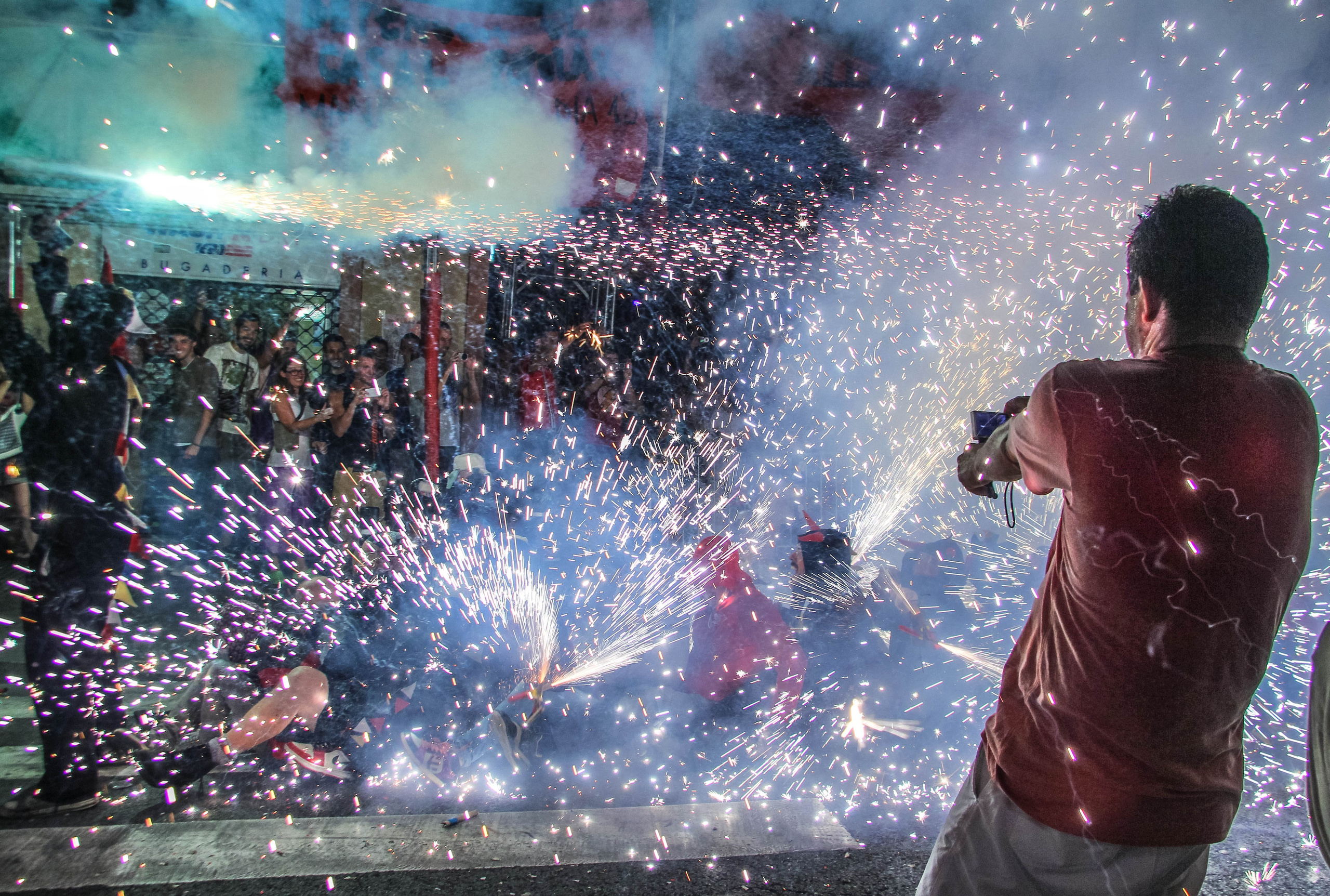 BEST OF. Стрит-фотография, полная абсурда, идиотизма и красоты