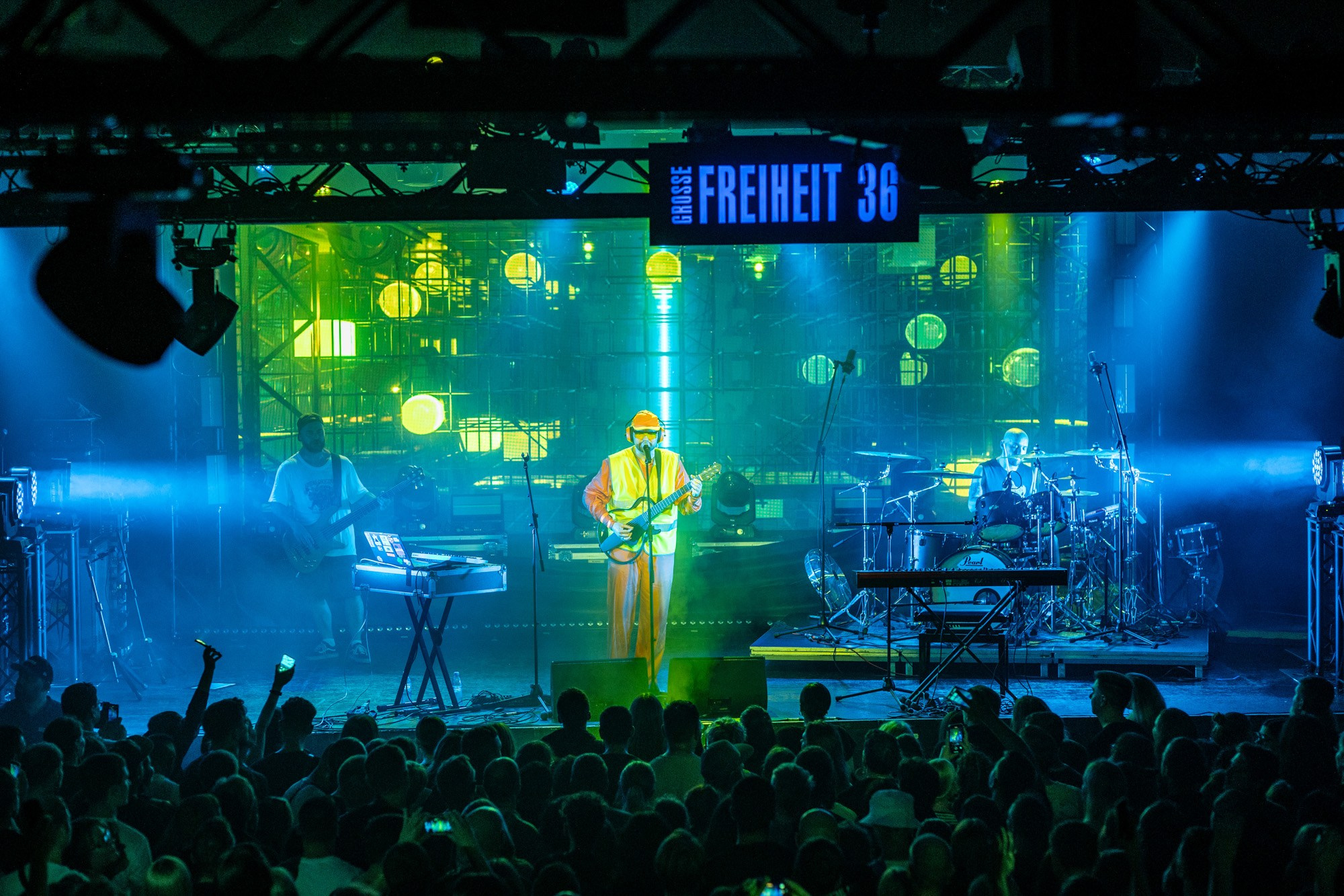 Noise MC. Dmitrii Lukinykh | Visuelles Storytelling & Cinematische Fotografie in Hamburg