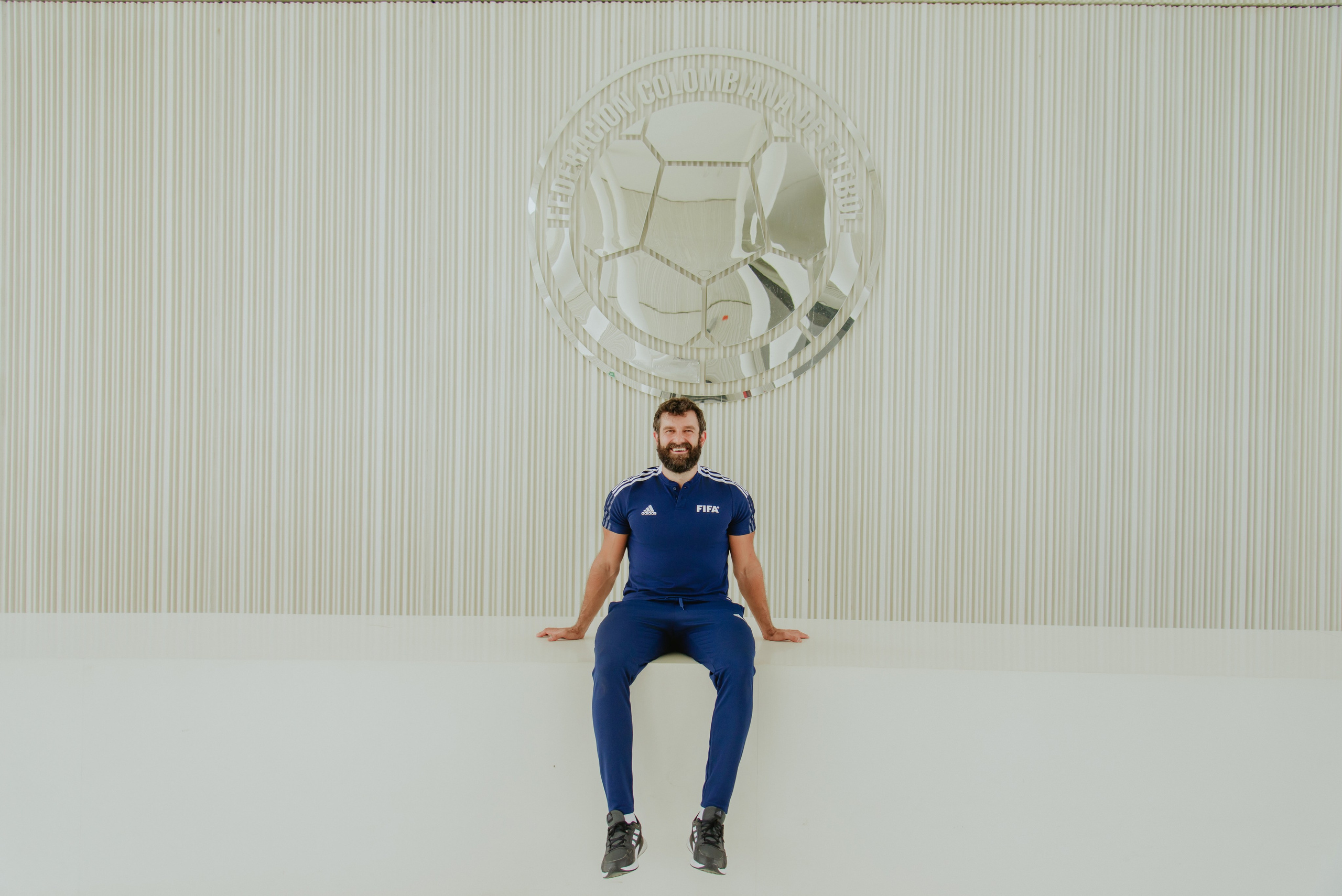 25.04.22 FIFA. DAVID YANCE | WEDDING PHOTOGRAPHER