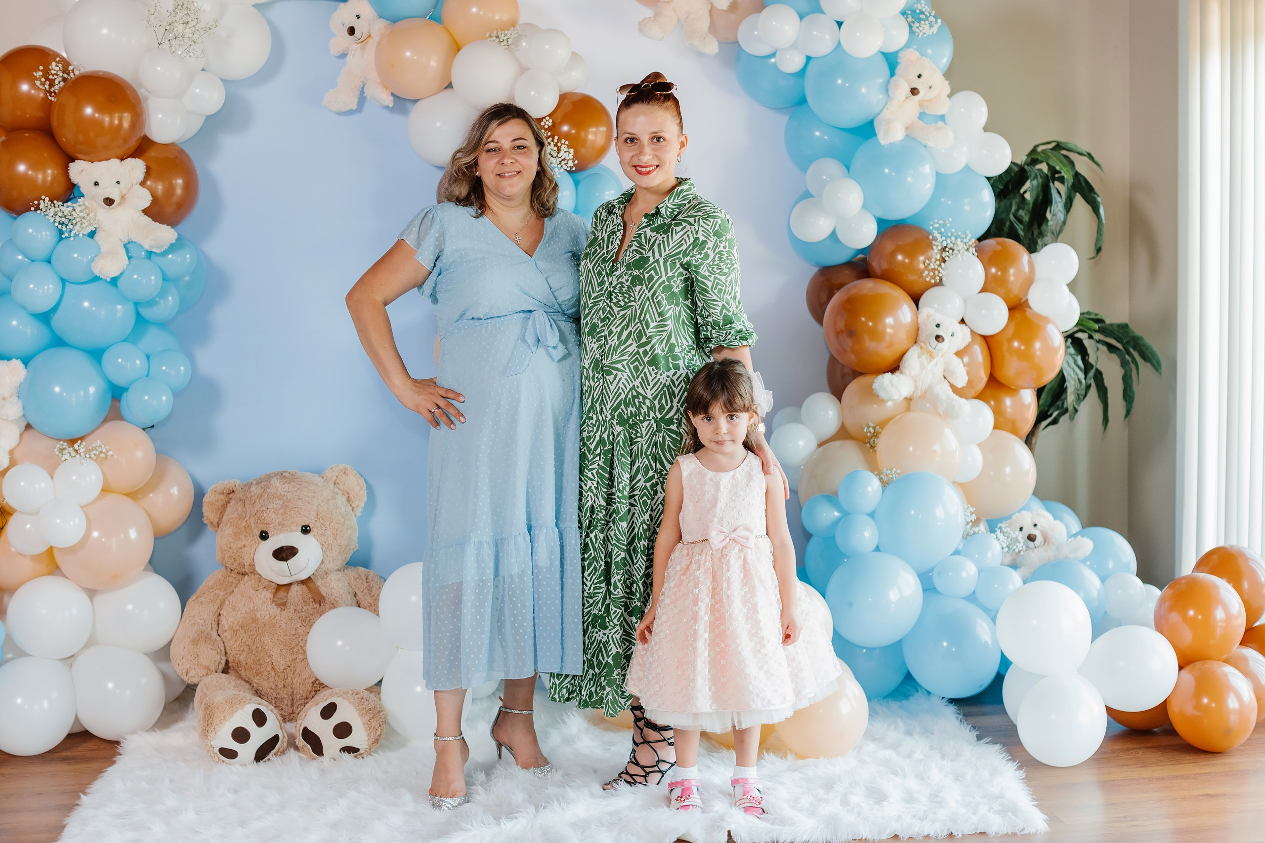 10.01.2022 Baby shower. Wedding family event photographer in Chicago Nick Yushevich