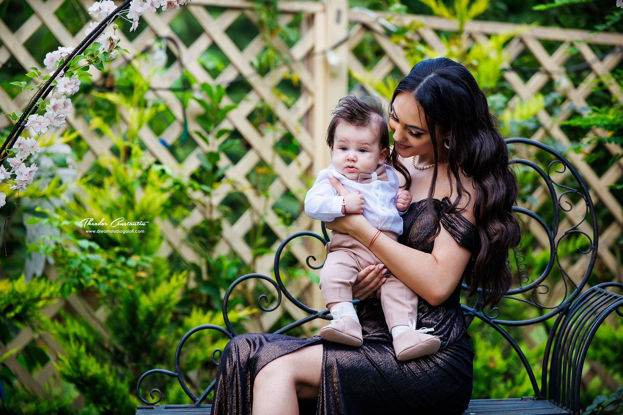 Botez. Dream Studio Galați – ședințe foto profesionale pentru familie, portrete și evenimente