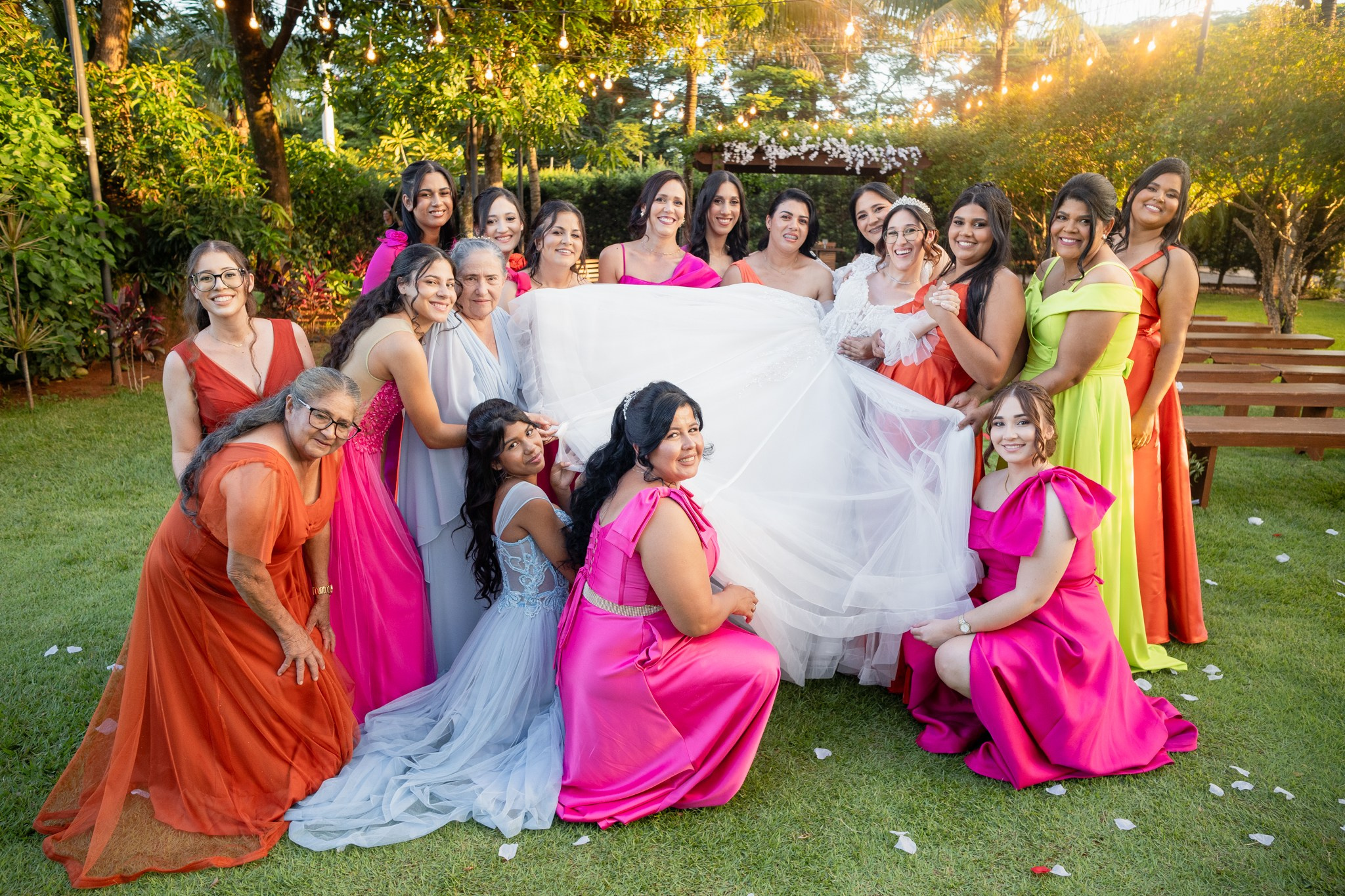 Larissa & Vinicius — Espaço Faveral / Aararaquara. Robson Colaço