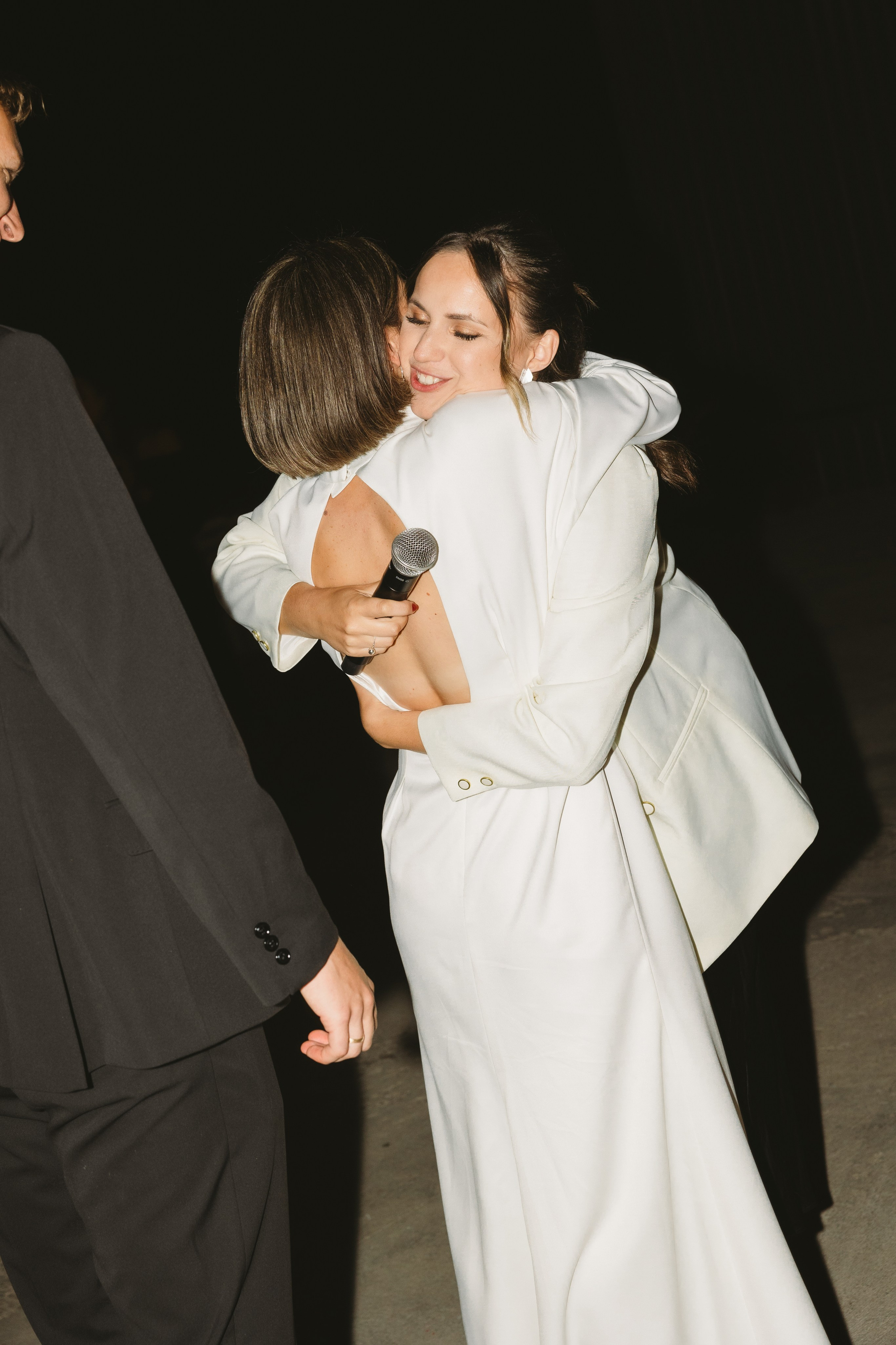 Miglė ir Mindaugas | 2024 | MIESTO VESTUVĖS. Vestuvių ir šeimų fotografė Lena Bondarenko / belove photo