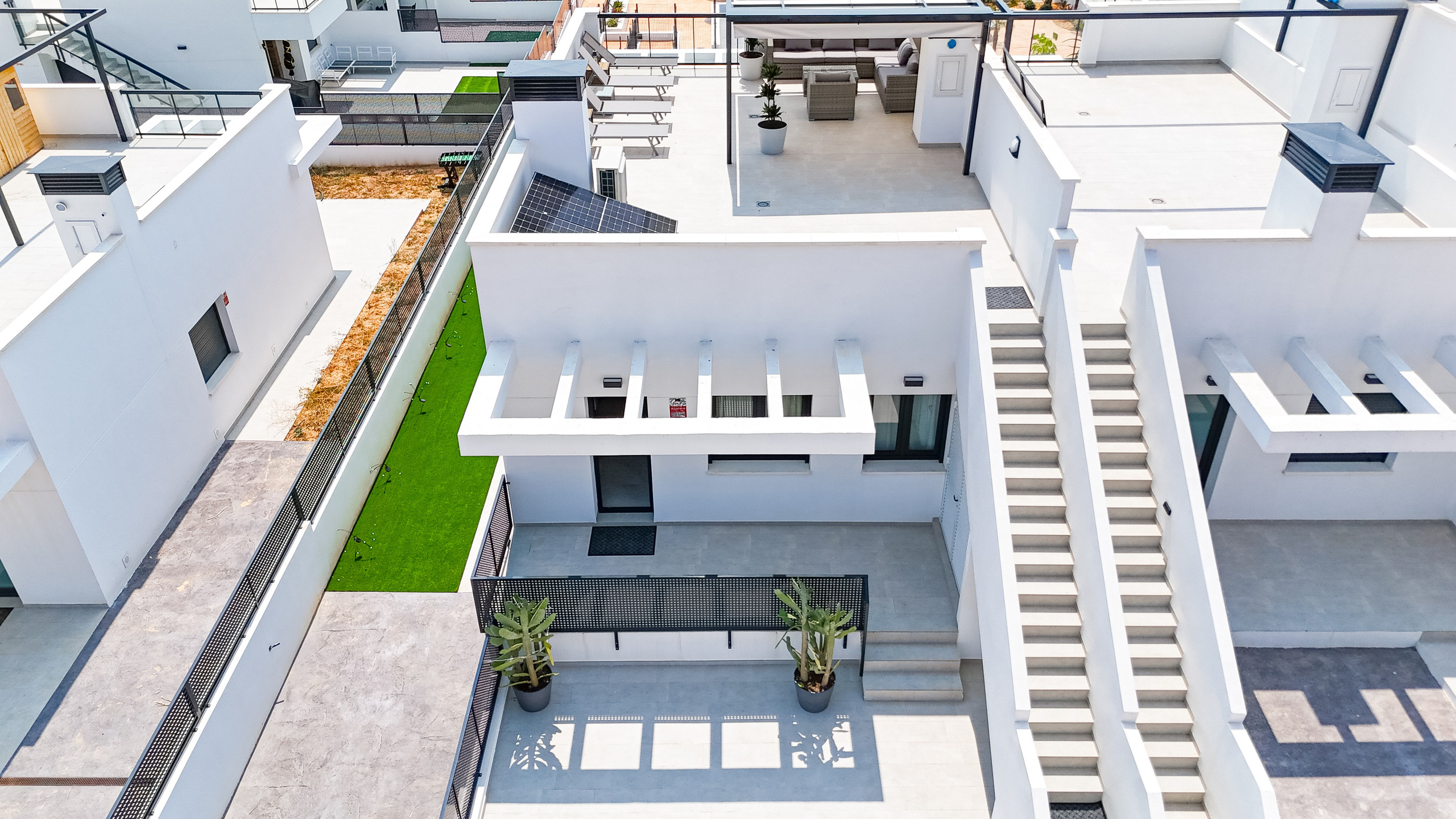 VISTAMAR III I&M GROUP. Baby Beast