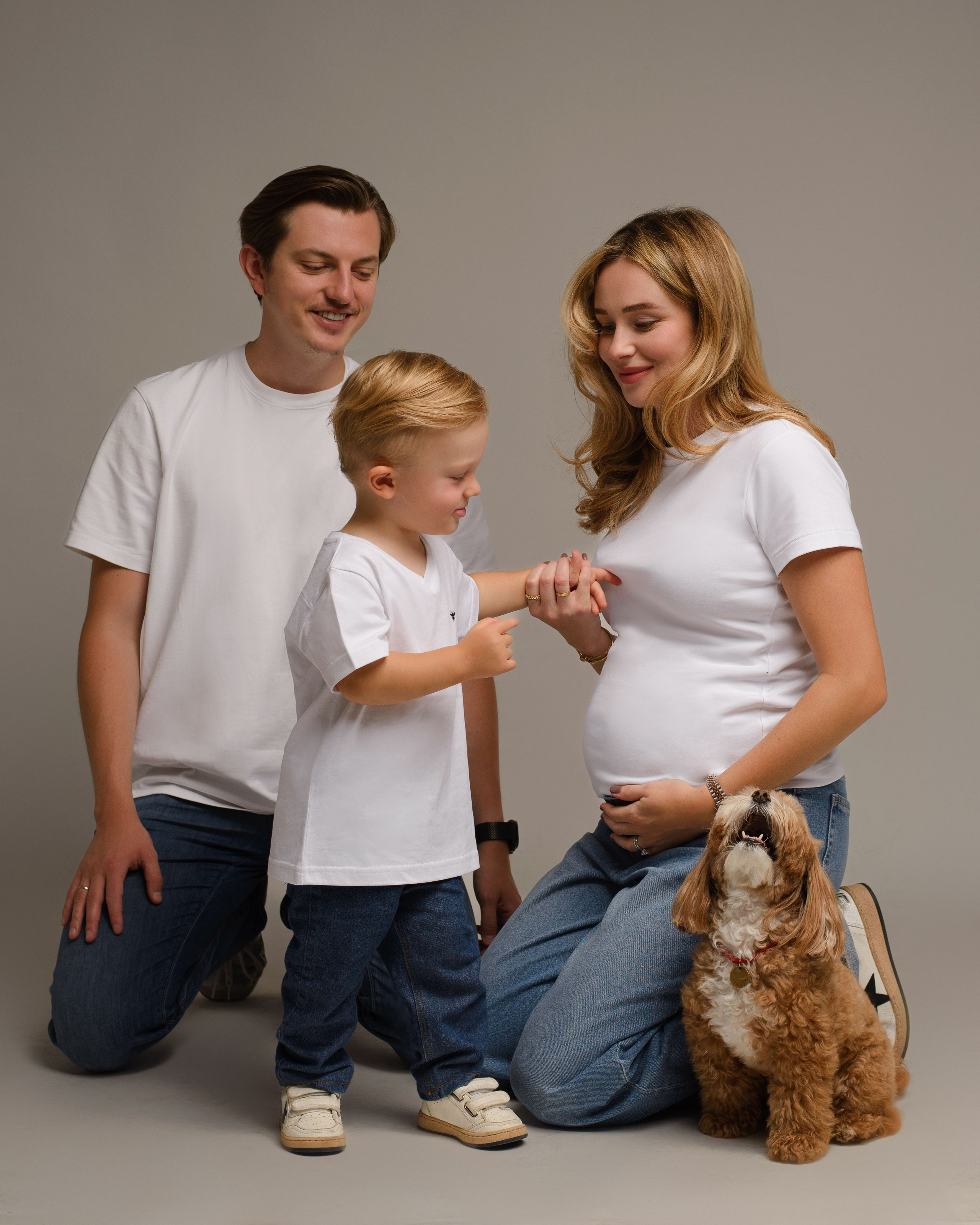 New born & Family. Julia Kuzmovych personal and pregnancy photographer in London