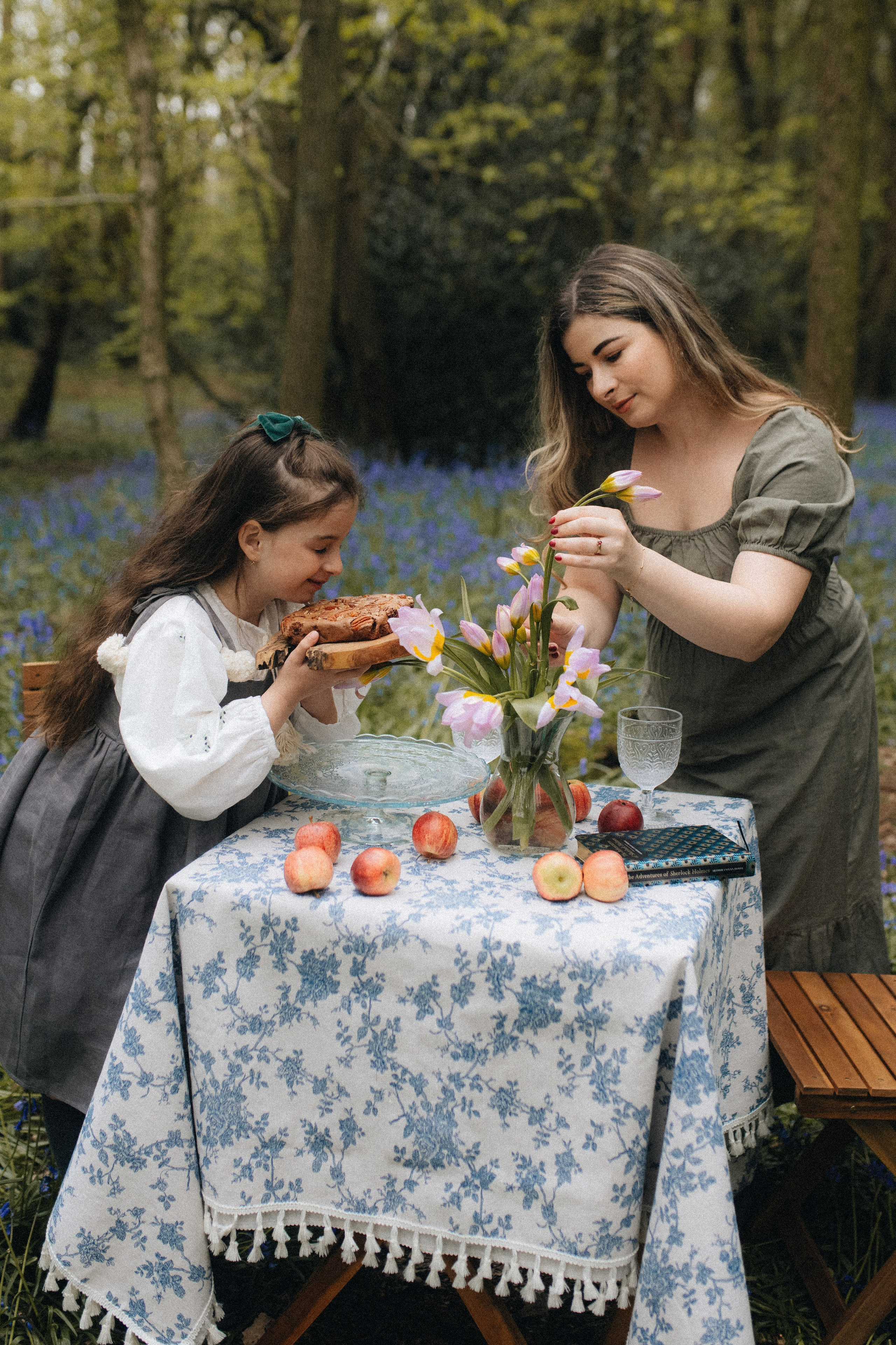 Bluebell family session. Tania Gandrabur, photographer in West Midlands, England