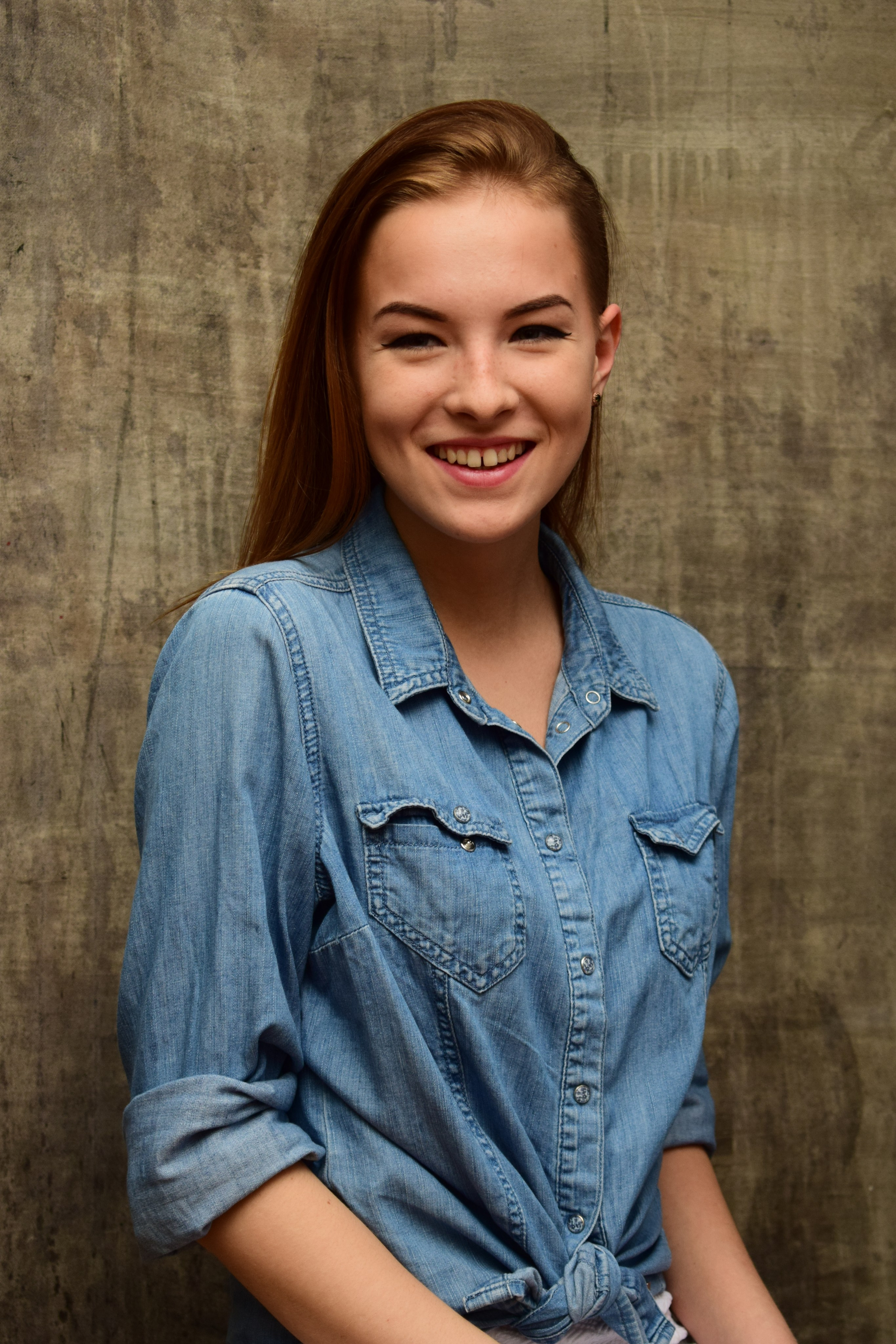 Games with lights (Studio). Photographer Margarita Antonova in Naas, Co Kildare