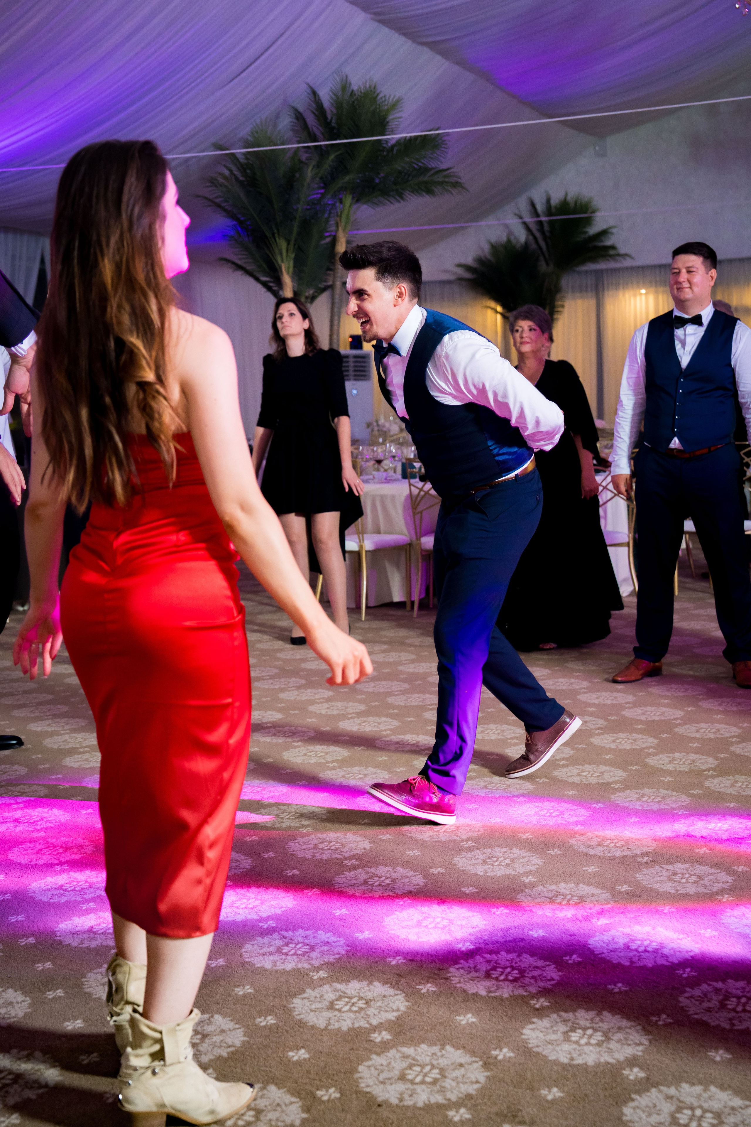 PARTY. Gabriel Florea — Fotograf nuntă București