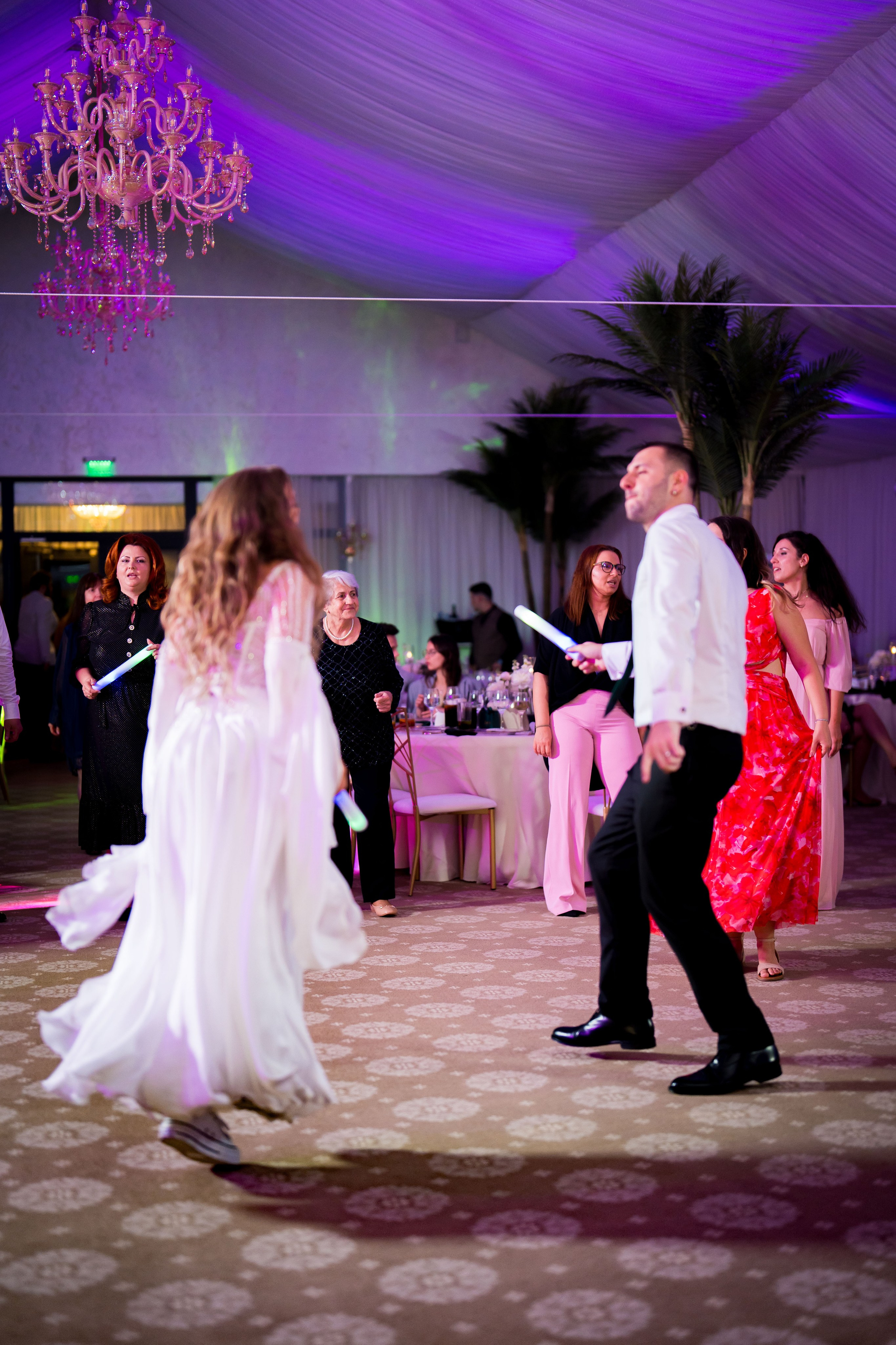 PARTY. Gabriel Florea — Fotograf nuntă București