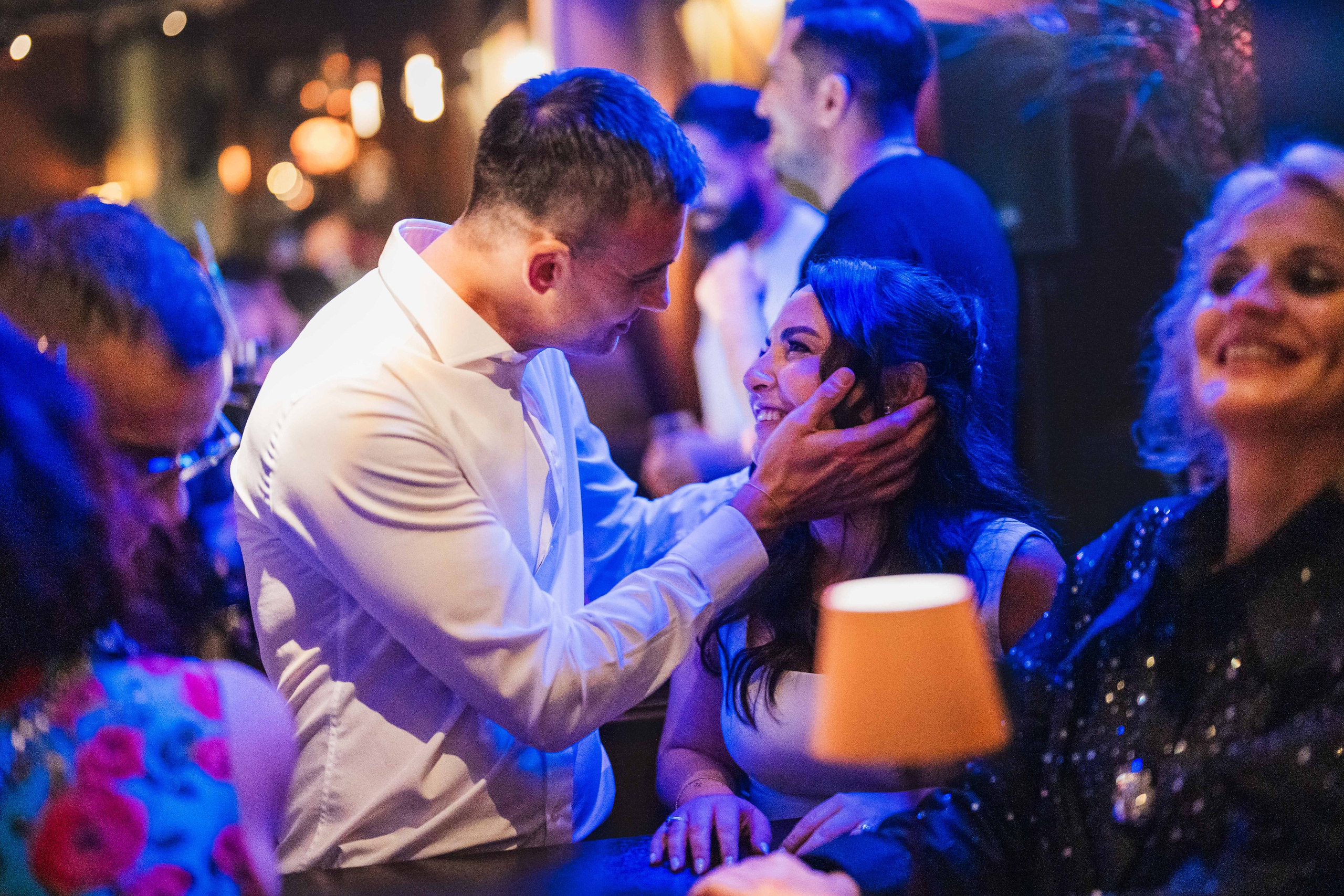 PARTY. Gabriel Florea — Fotograf nuntă București