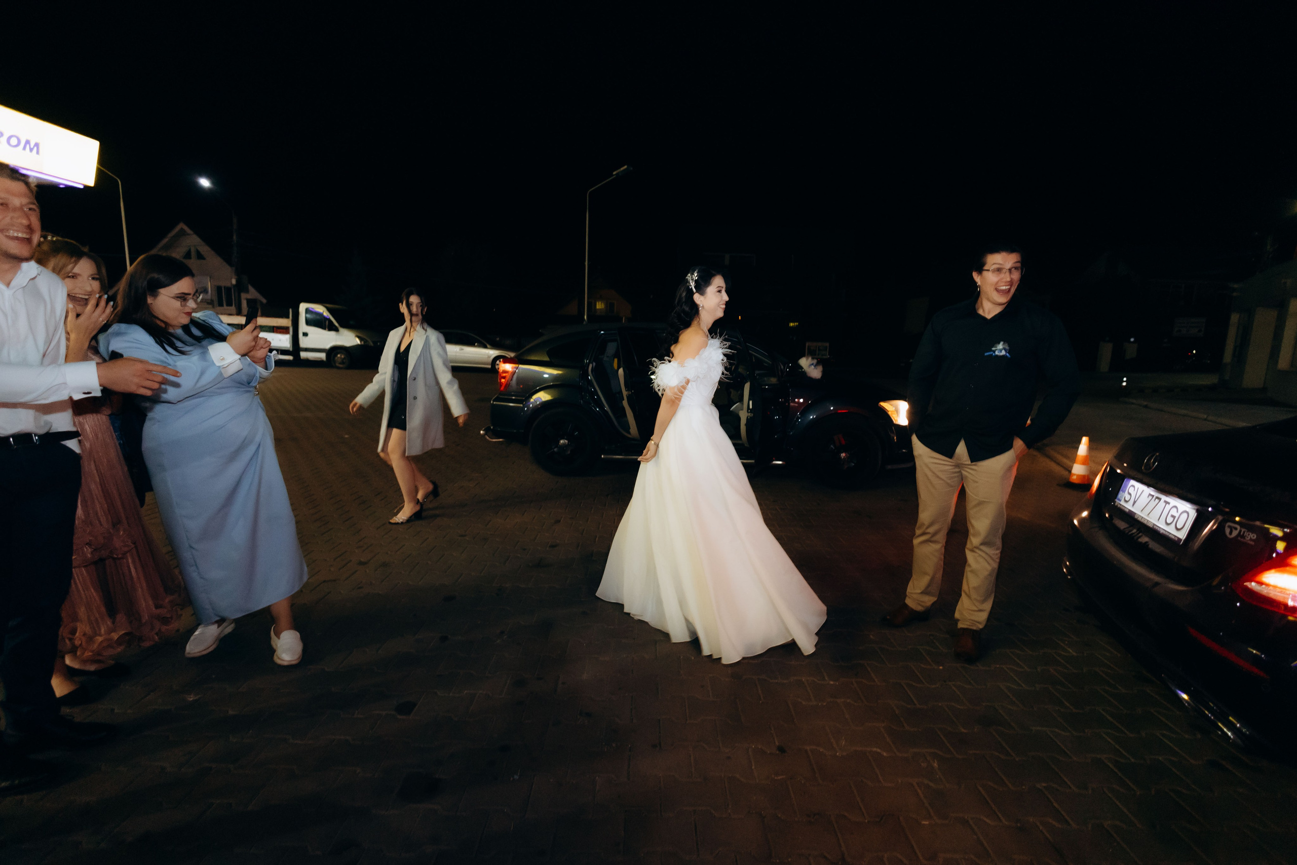 Loredana & Emilian – Ziua Nunții | Videografie - fotografie Botez Suceava, Iași, Botoșani. Servicii foto-video profesionale, pentru momente de neuitat