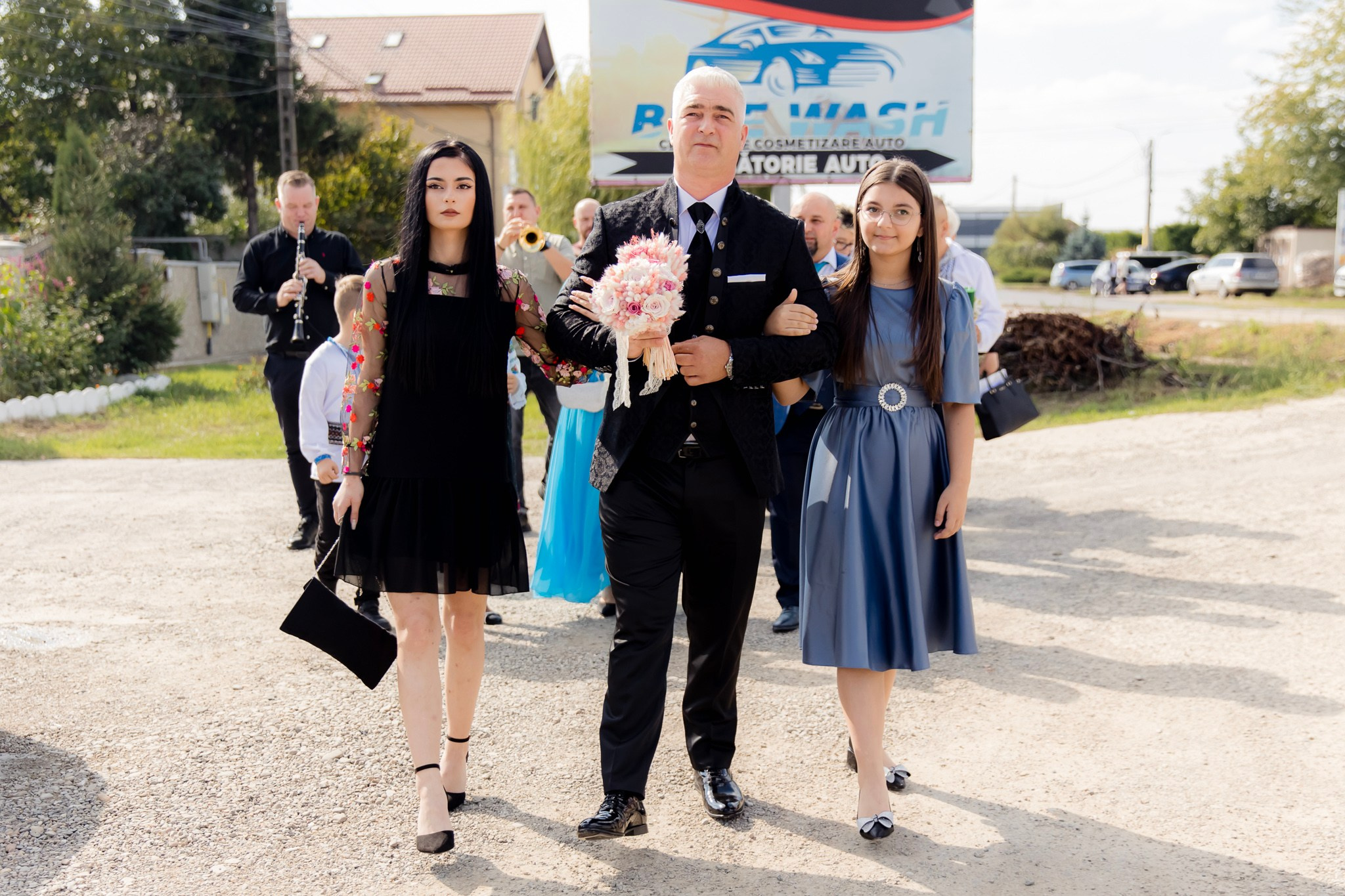 Mihai & Oana. Servicii foto-video profesionale, pentru momente de neuitat