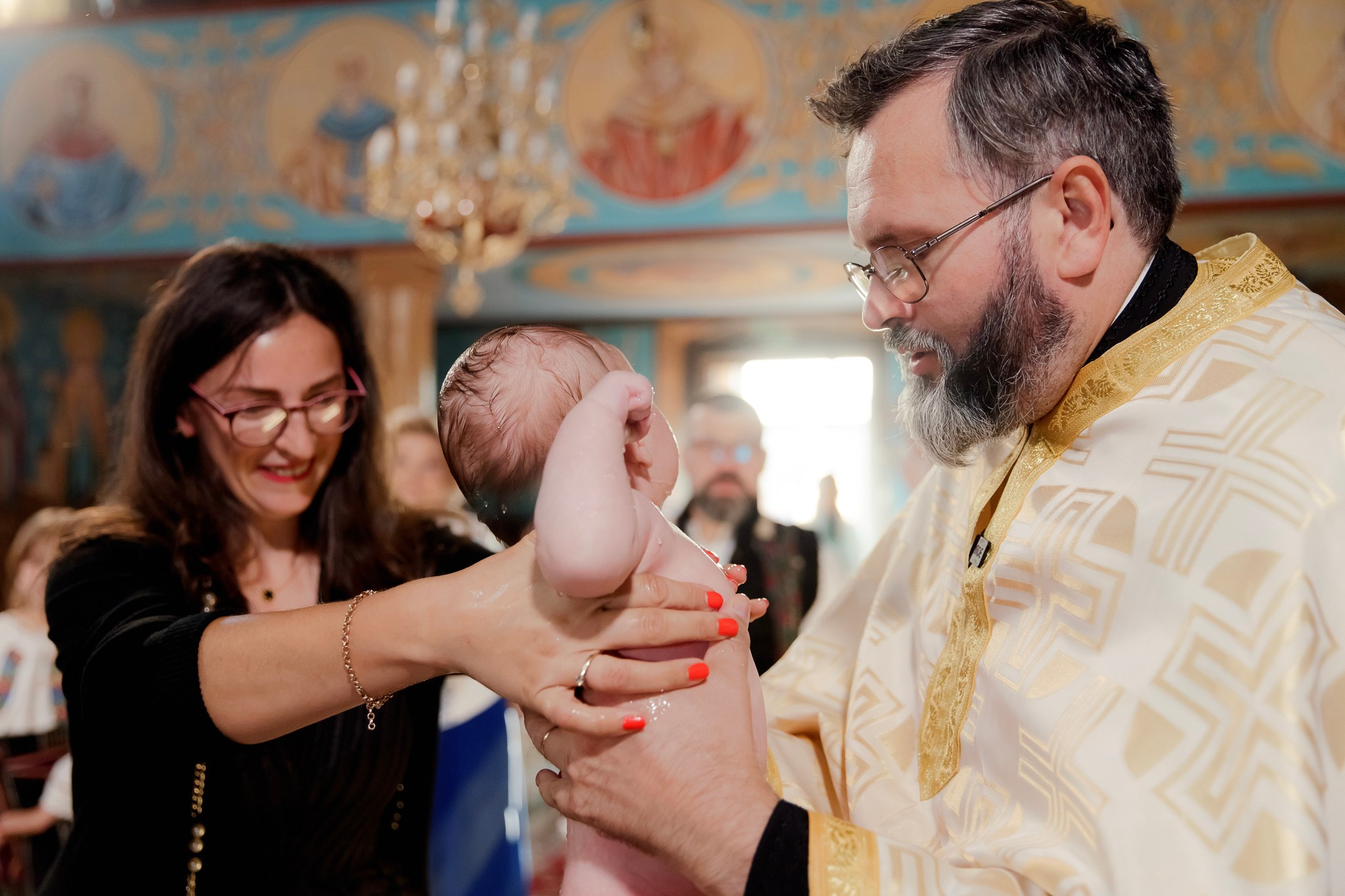 Mihai & Oana. Servicii foto-video profesionale, pentru momente de neuitat