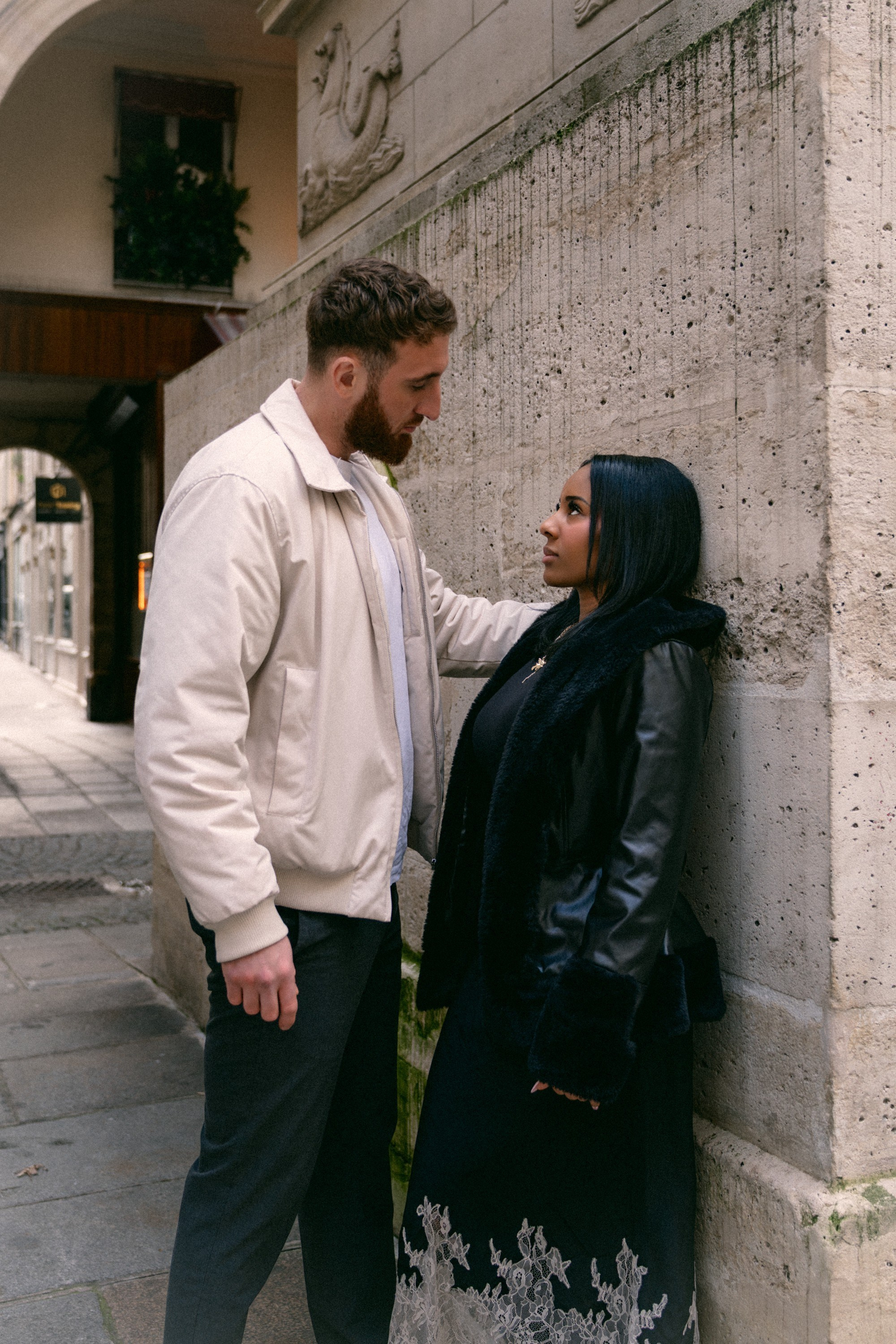 Romantic Couple Photoshoot in Paris | Paris Photographer. Paris Photographer & Videographer