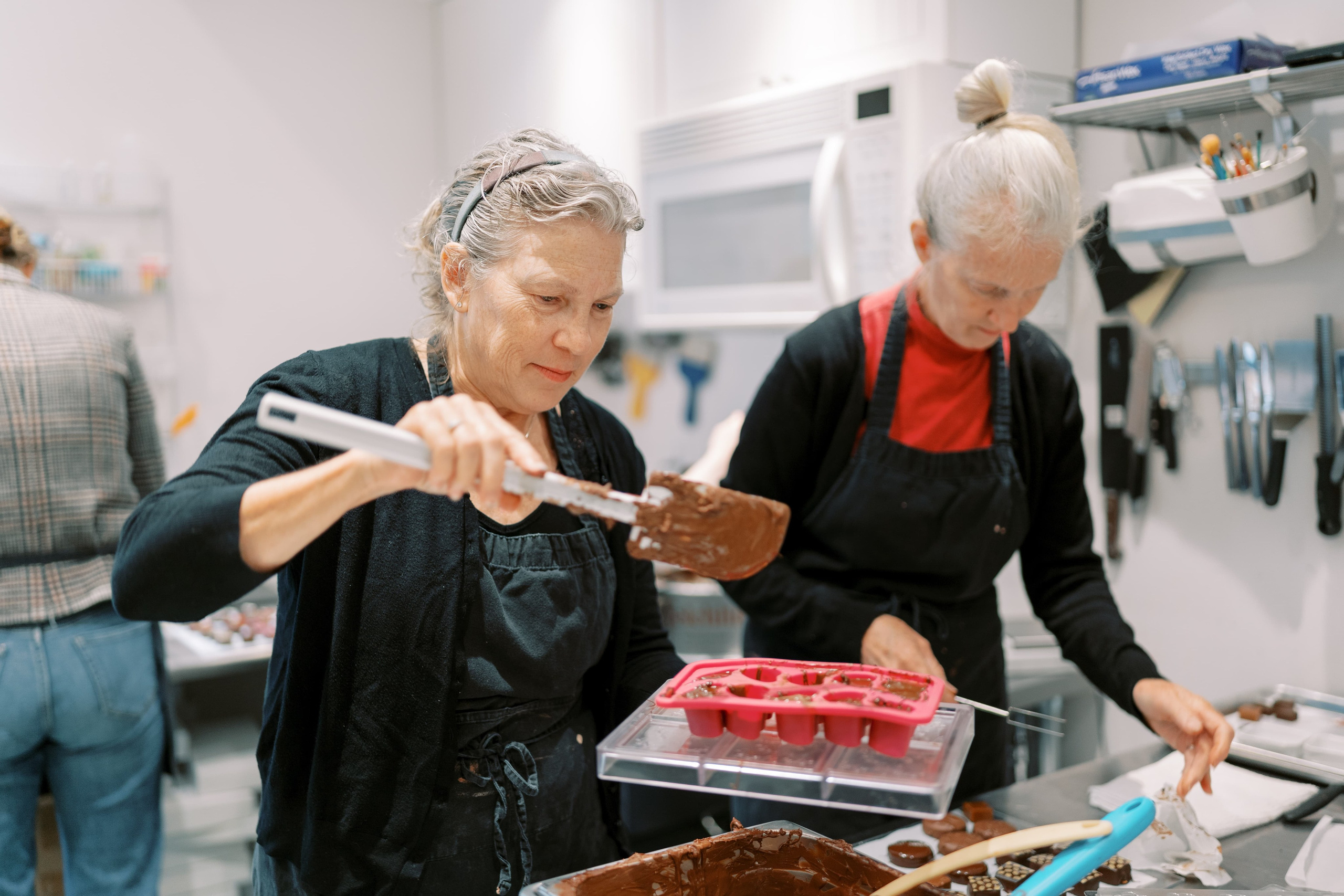 Event: Chocolate-Making Workshop. EVAN ARISTOV WEDDING PHOTOGRAPHY — Seattle Wedding Photographer