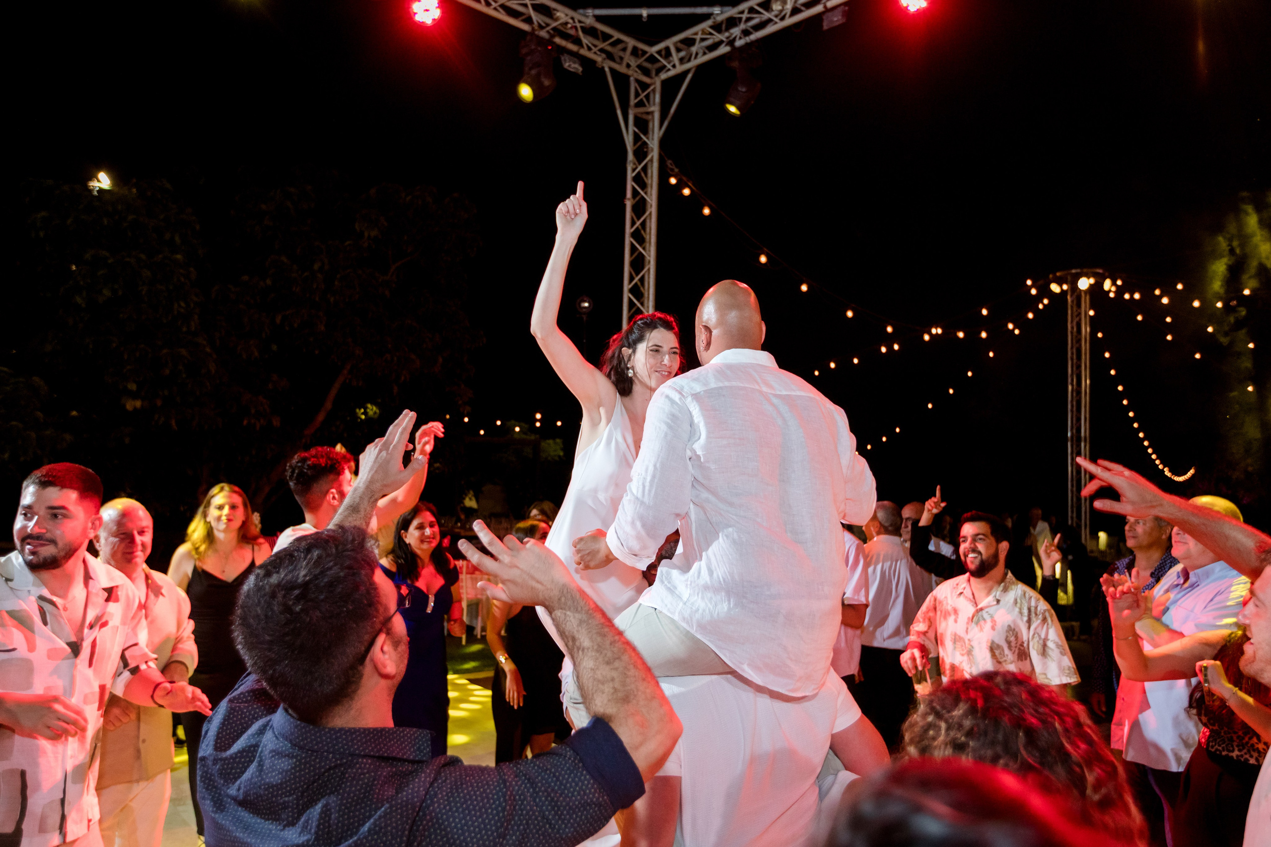 Tamar & Assaf. AMIR BUCHNIK PHOTOGRAPHER