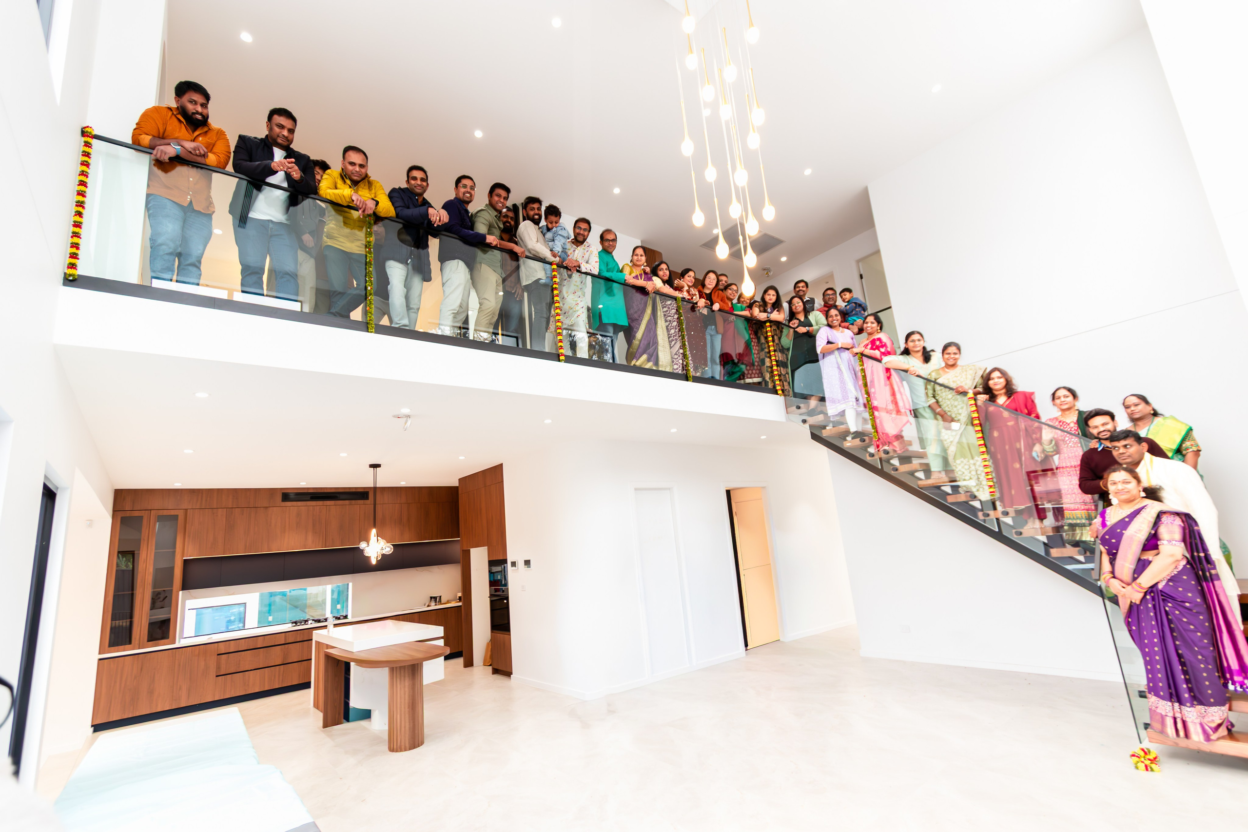 MHCreative is family-oriented photographer based in SYDNEY