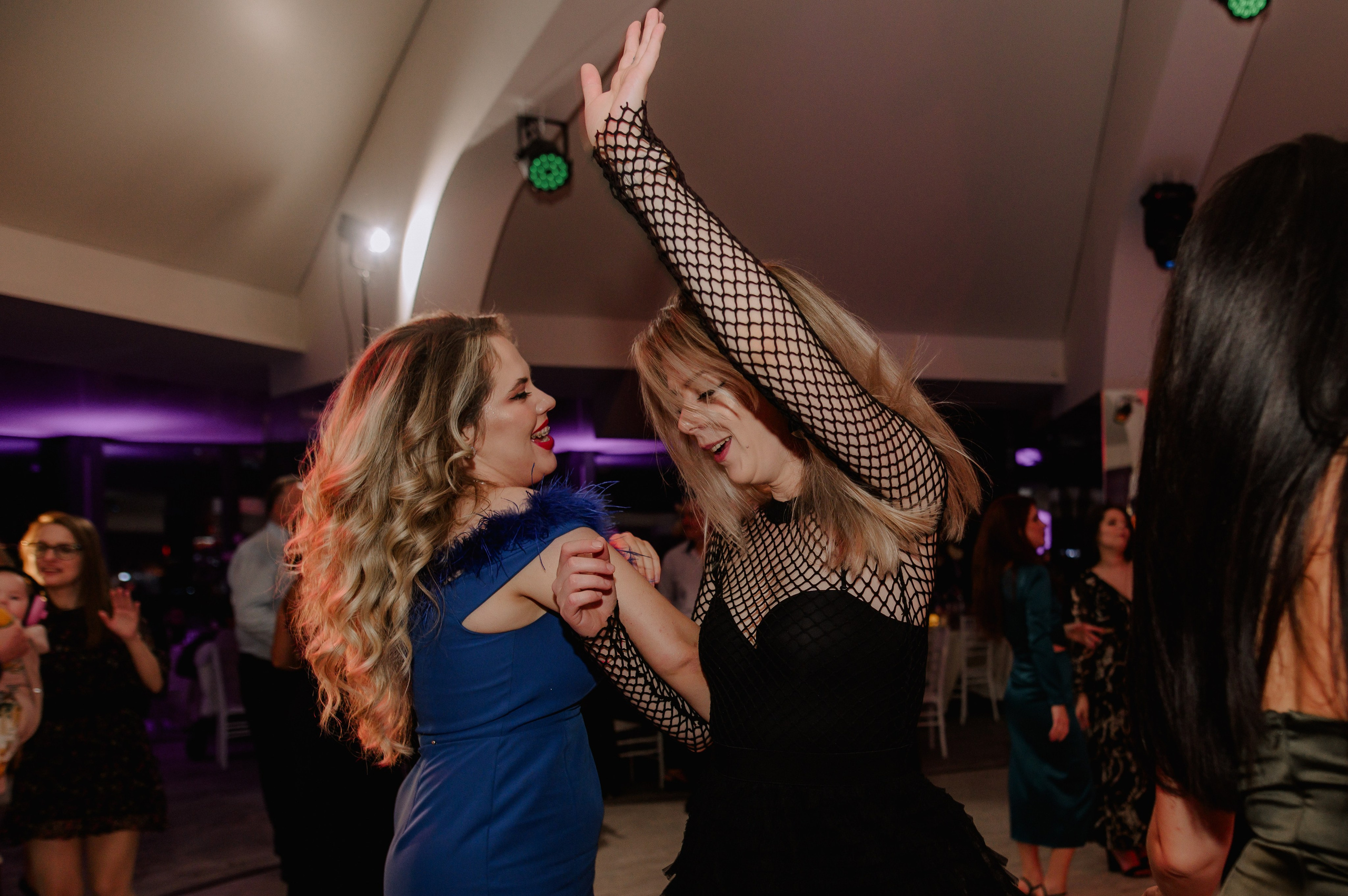 Nunta in Octombrie, in culorile toamnei , la Elysium , Iasi. Proud Vision Weddings | Wedding Photography & Film — Servicii profesionale Foto Video Nunta Iasi