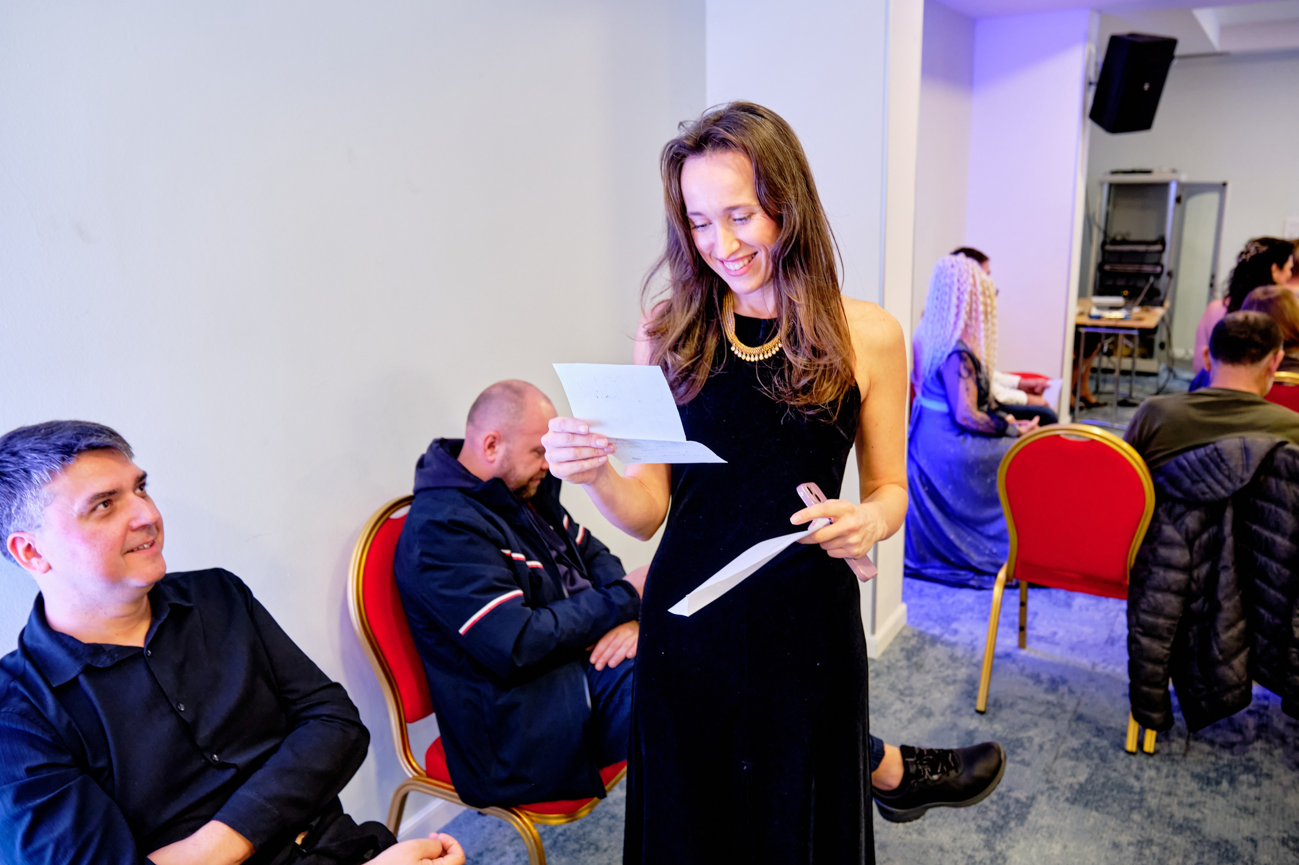 Фоторепортаж з благодійного Новорічного балу у Чорногорії. Портретний фотограф Альона Новгородцева