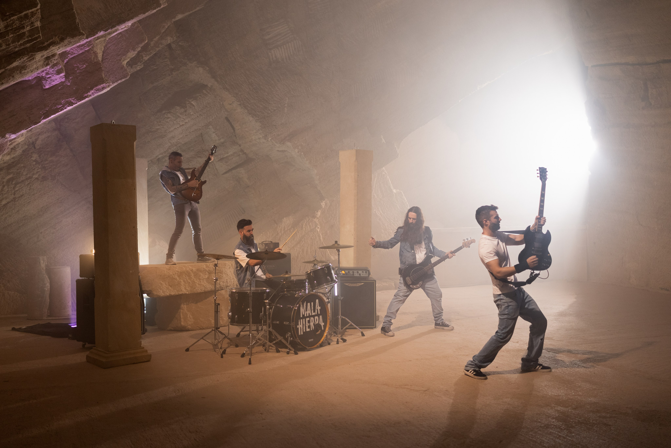 Mala Hierba: entrevista sobre Mi pecho rasgaré, el rock español y La insistencia del sueño herido | FOTKAI