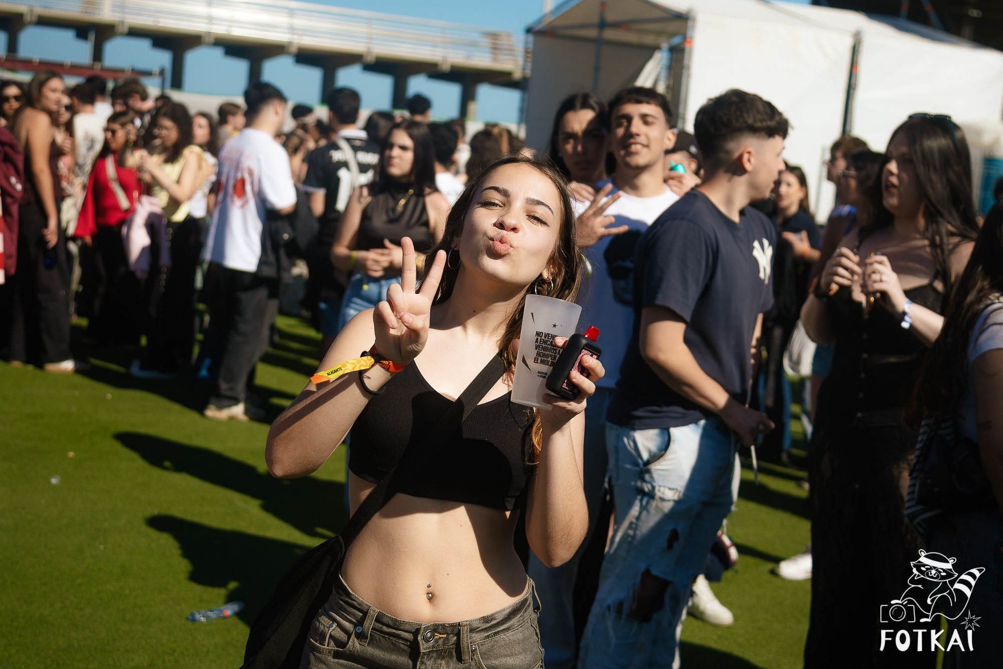Fotos Costa Sonora 2026 Alicante Día 2 — busca tu foto y encuentra amigos del festival | FOTKAI