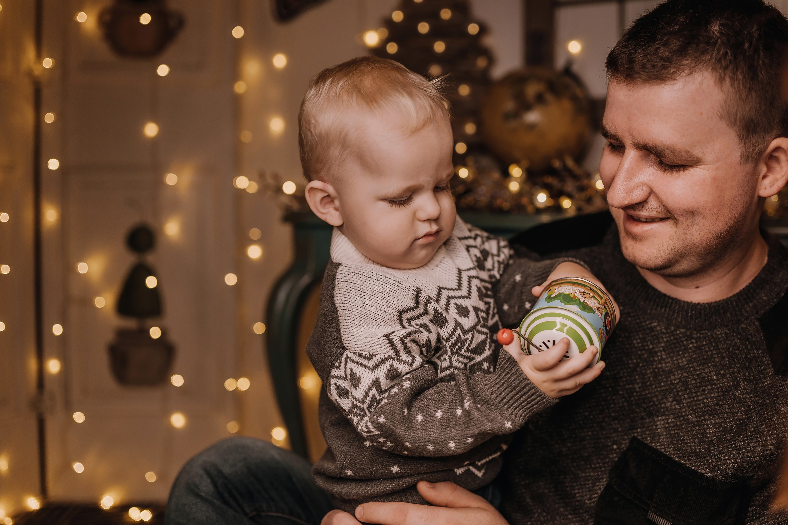 03.12.2023 Christmas Photoshoot. Wedding family event photographer in Chicago Nick Yushevich