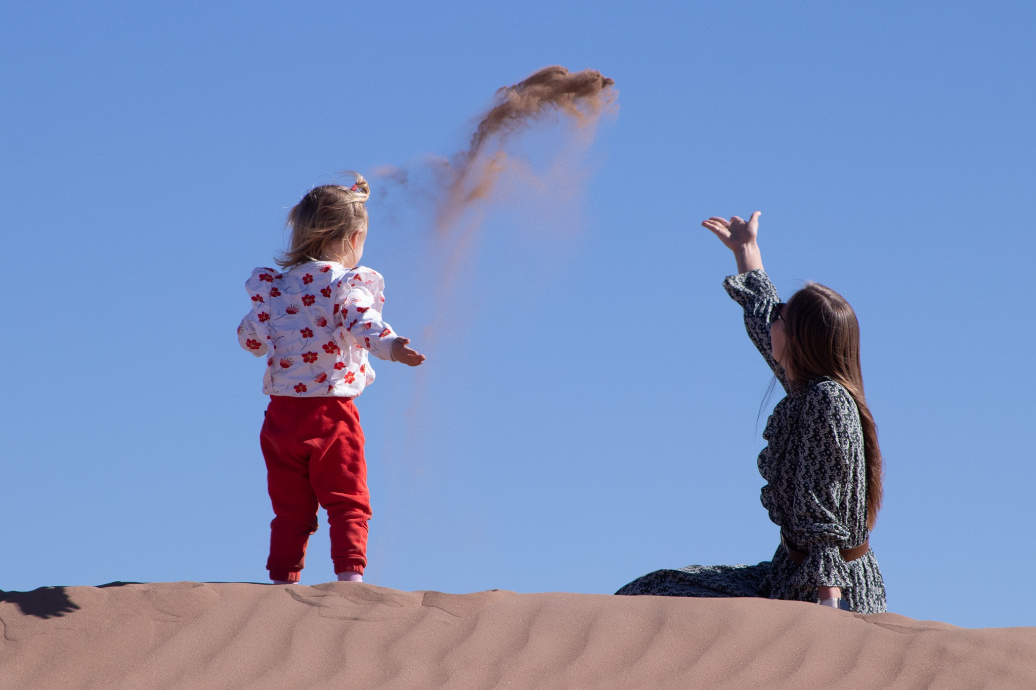 Anastasia y Tasya. Fotógrafo en Mendoza Alexander Safonov