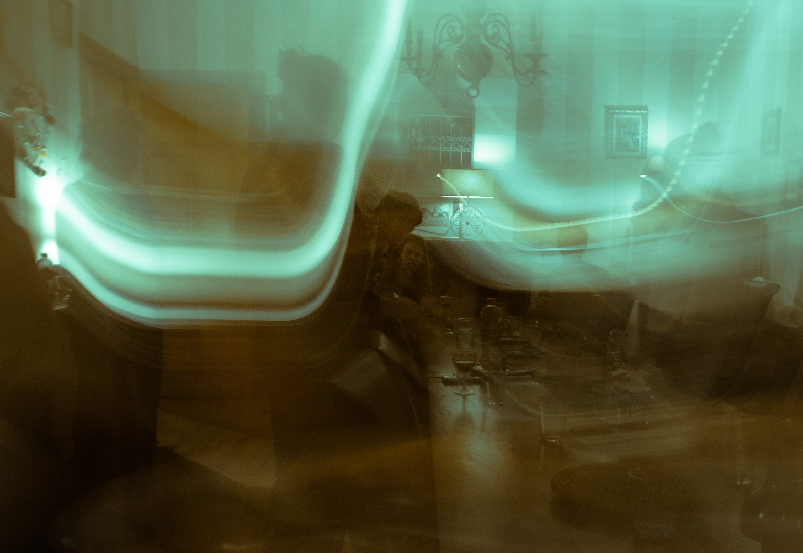 Experimental photos. Éclat Photos. Exclusive portrait photography service