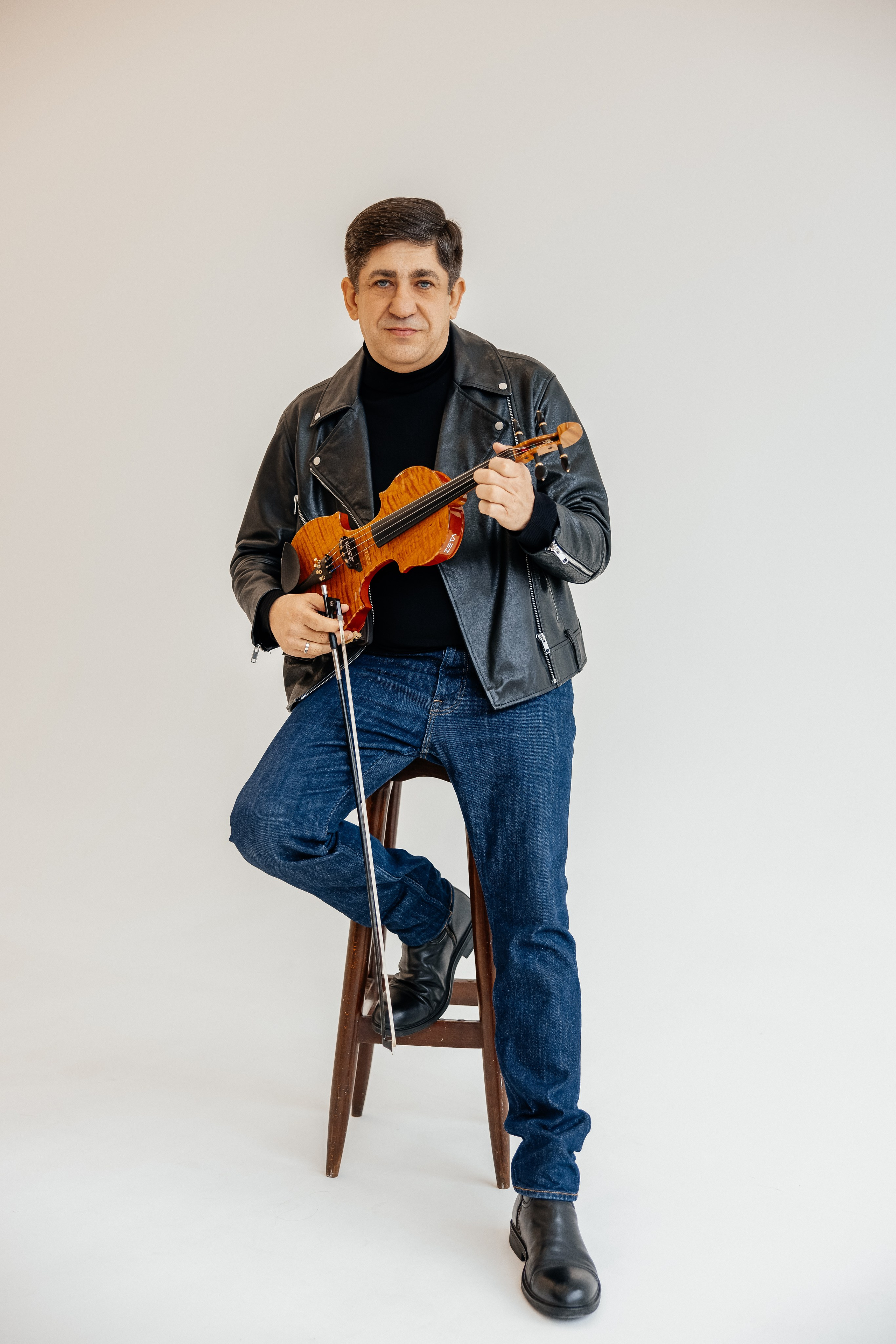 Corneliu & Angela Botgros. Furduidumitru.com