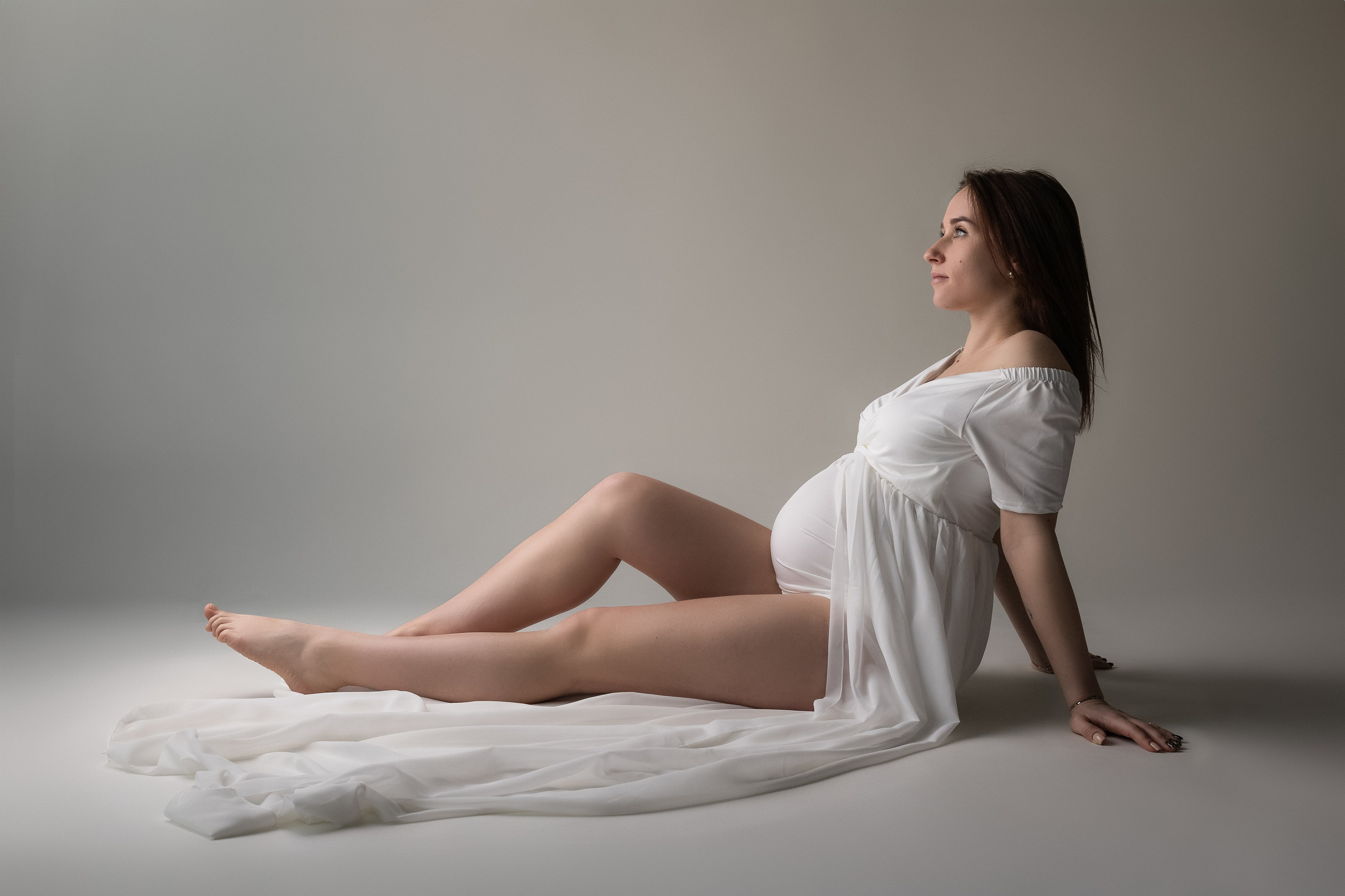 Laukimo (nėščiosios) fotosesija Marijampolėje, fotostudijoje