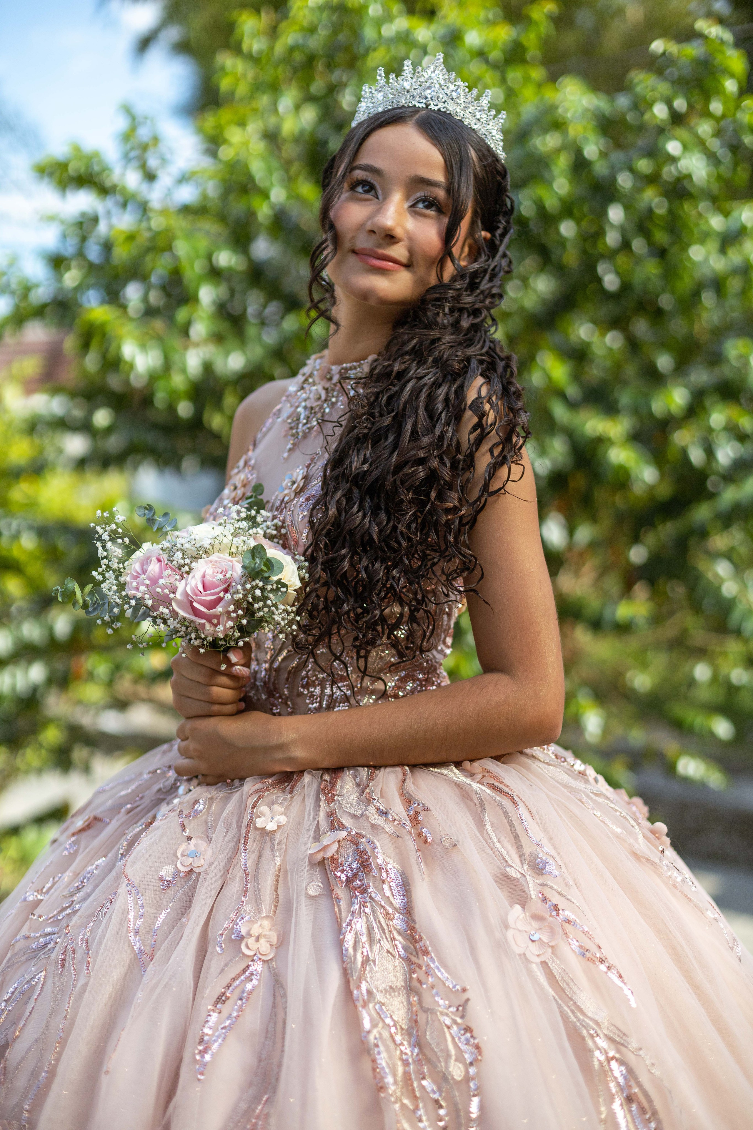 Fotógrafo para fiestas de 15 años pre 15 años álbum de fotos para 15 años fotografías de princesas las mejores fotos de 15 años. Fotografía profesional para su evento en Caldas por SERFOTOGRAFÍA