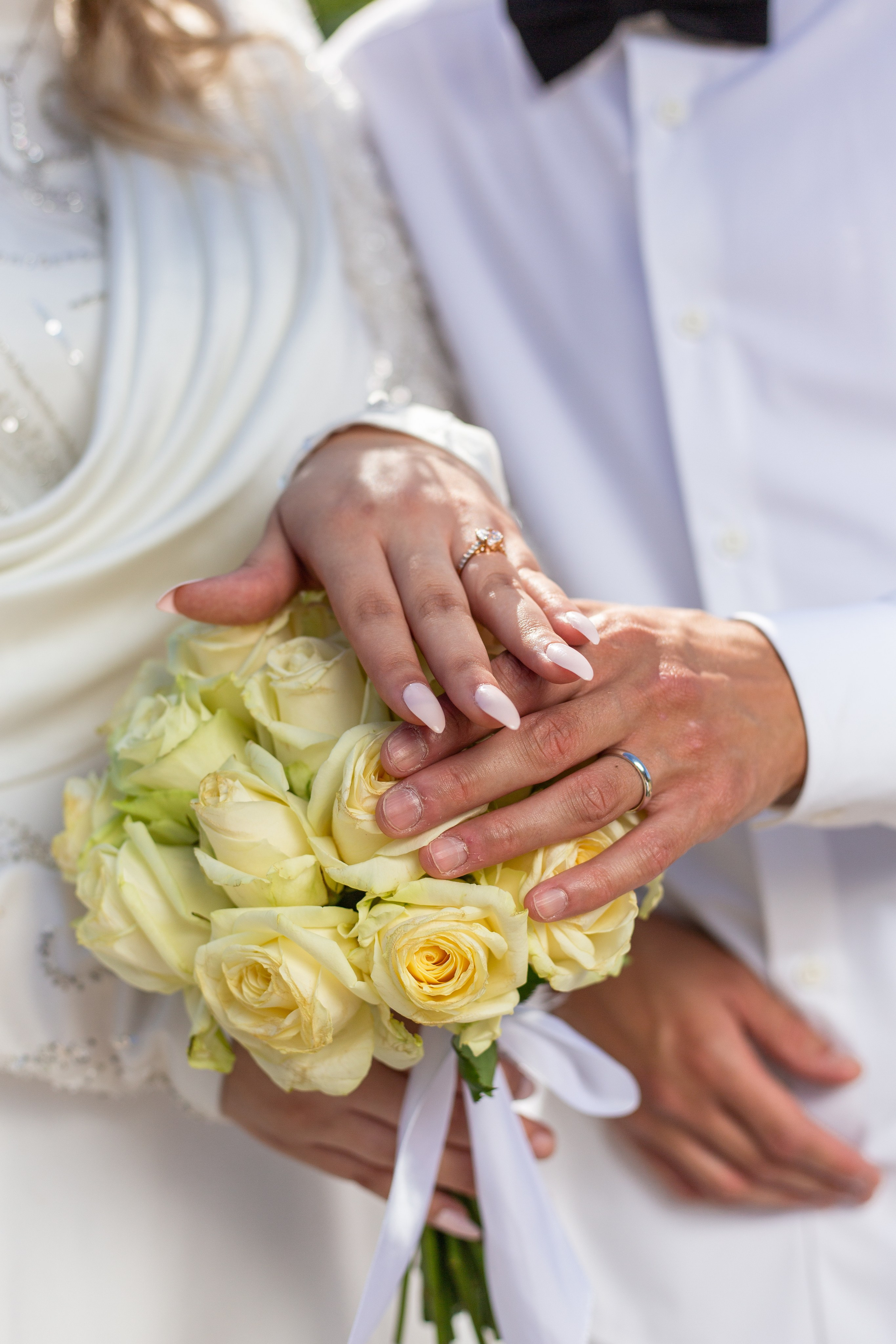Yassine et Sahra. Studio photo « Partage ton bonheur » – Photographe famille près de Châtellerault, Poitiers et Tours
