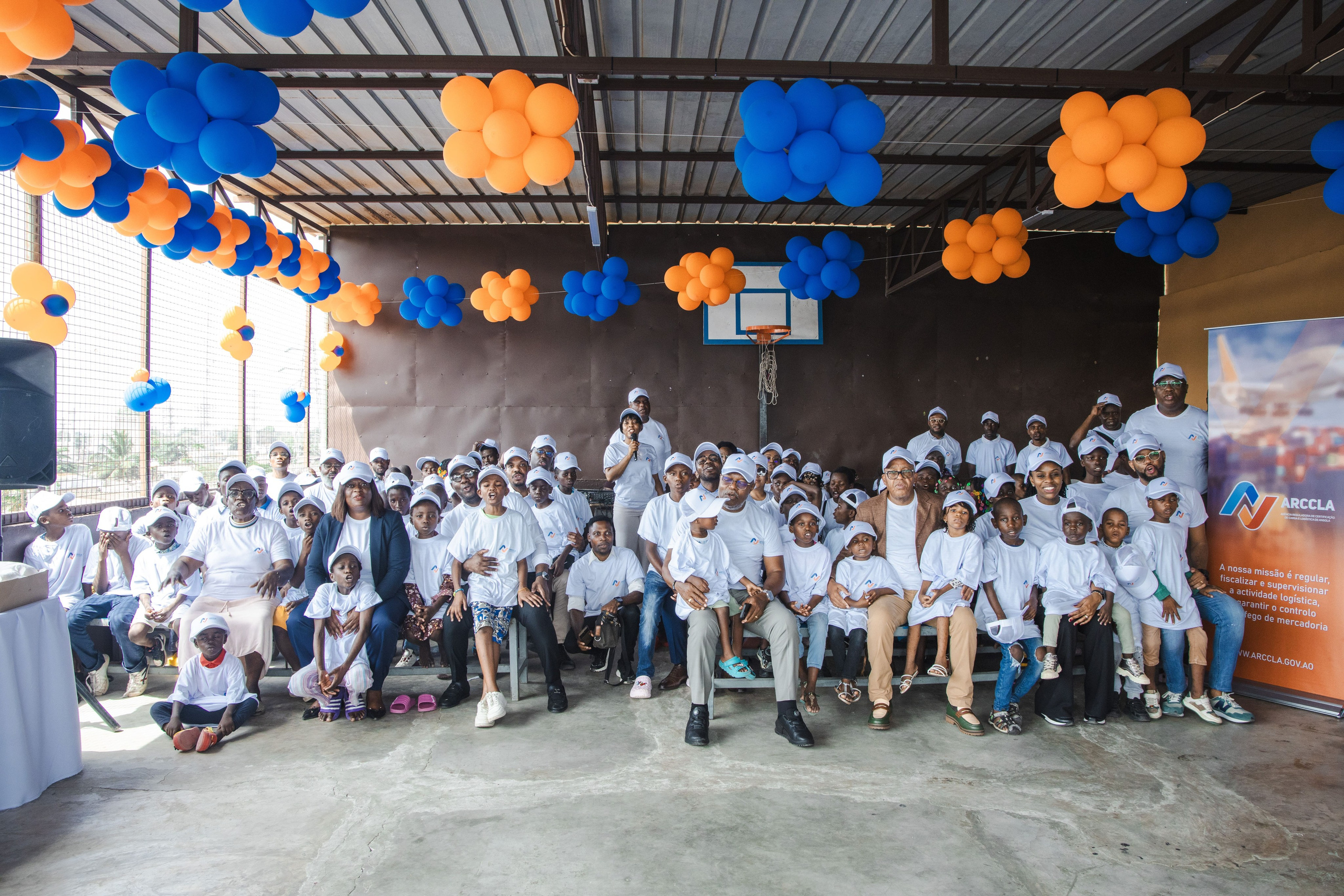 ARCLLA 5 ANOS — ENTREGA DE DONATIVOS