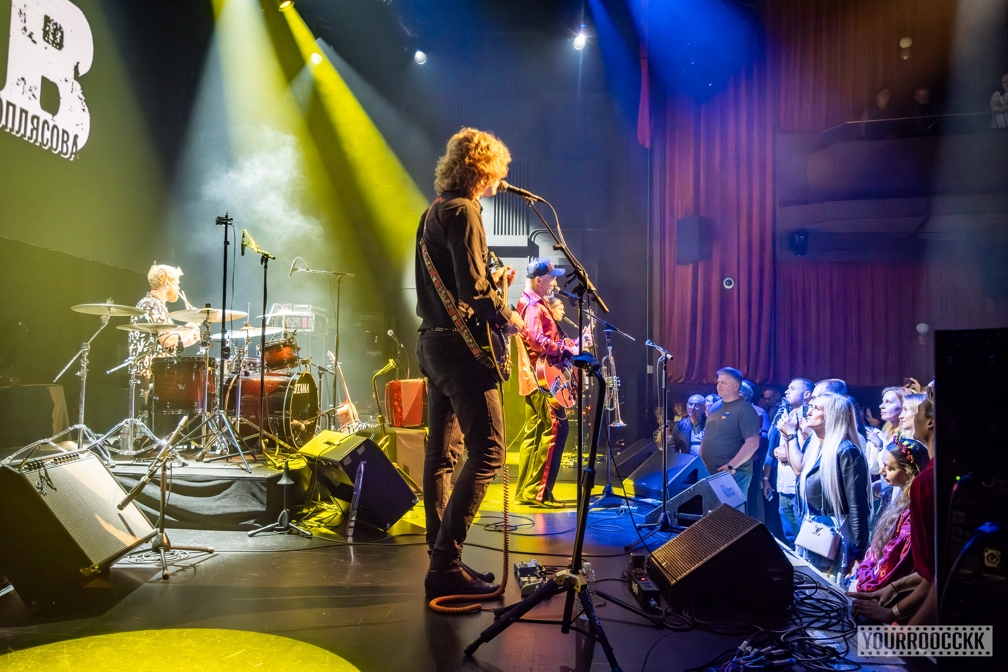 BB / VOPLI VIDOPLIASSOVA. Reportage concert portrait photography in the San Francisco Bay Area