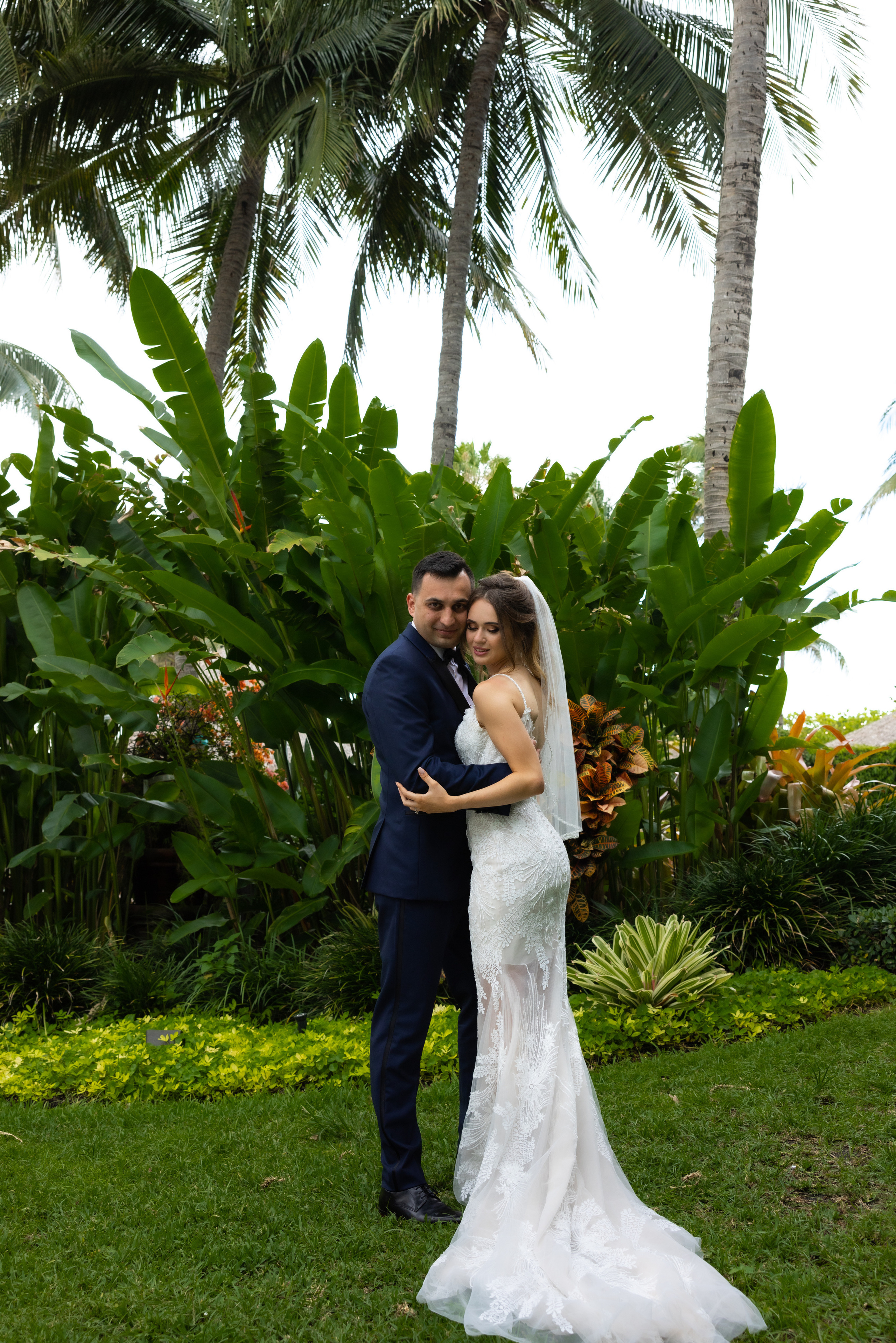 Wedding day: Elizabeth and Ruslan. Wedding and Event photography, Kisses + Veil