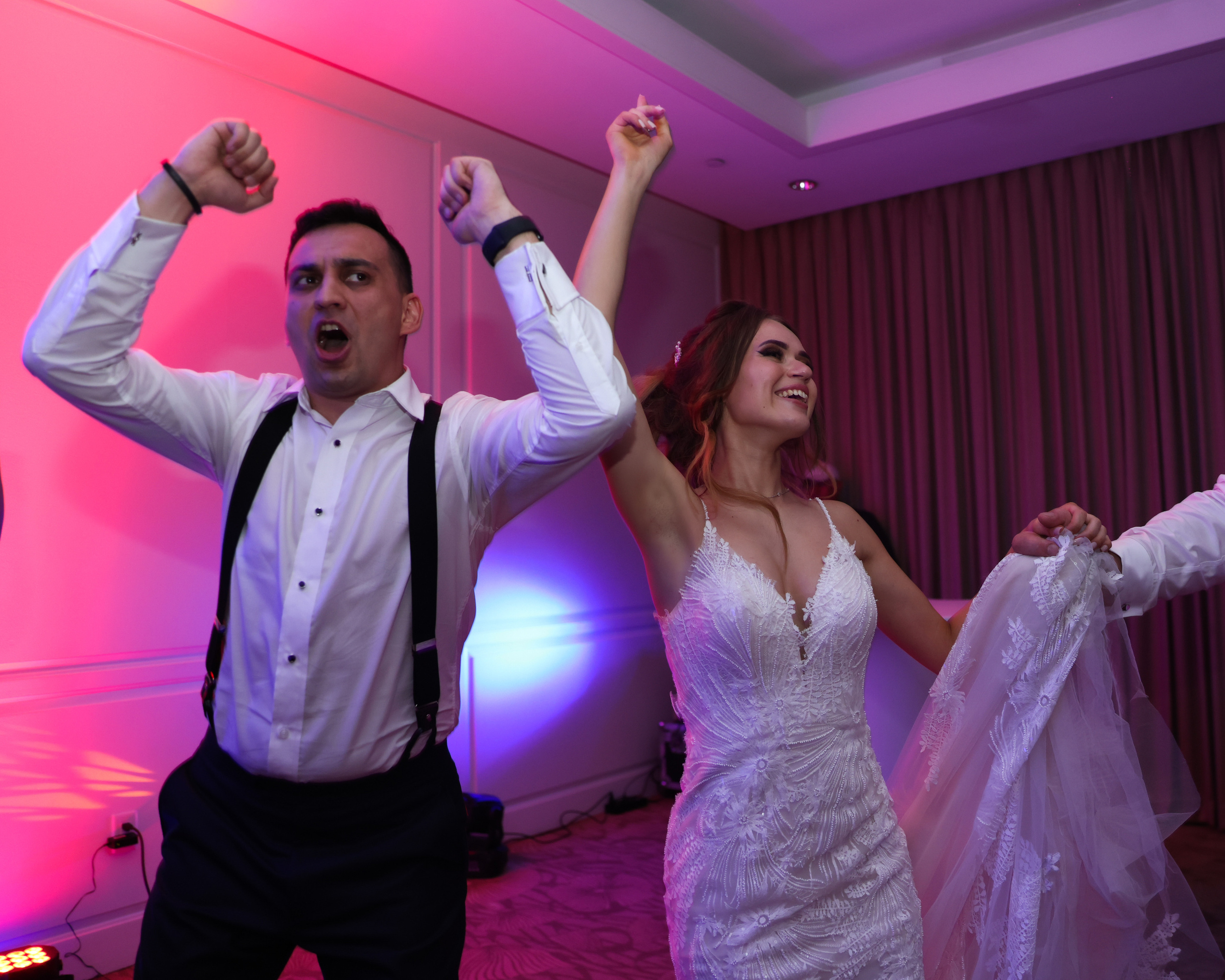 Wedding day: Elizabeth and Ruslan. Wedding and Event photography, Kisses + Veil