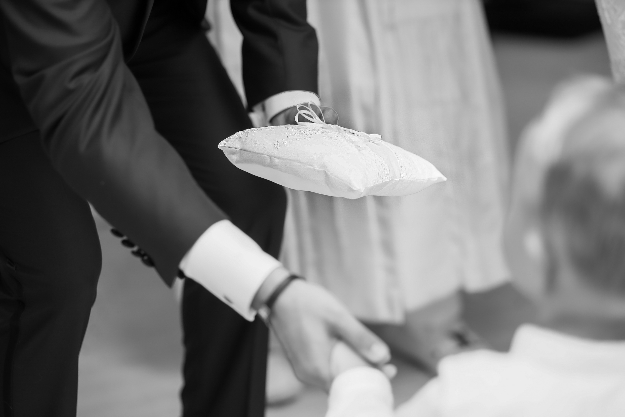 Wedding day: Elizabeth and Ruslan. Wedding and Event photography, Kisses + Veil