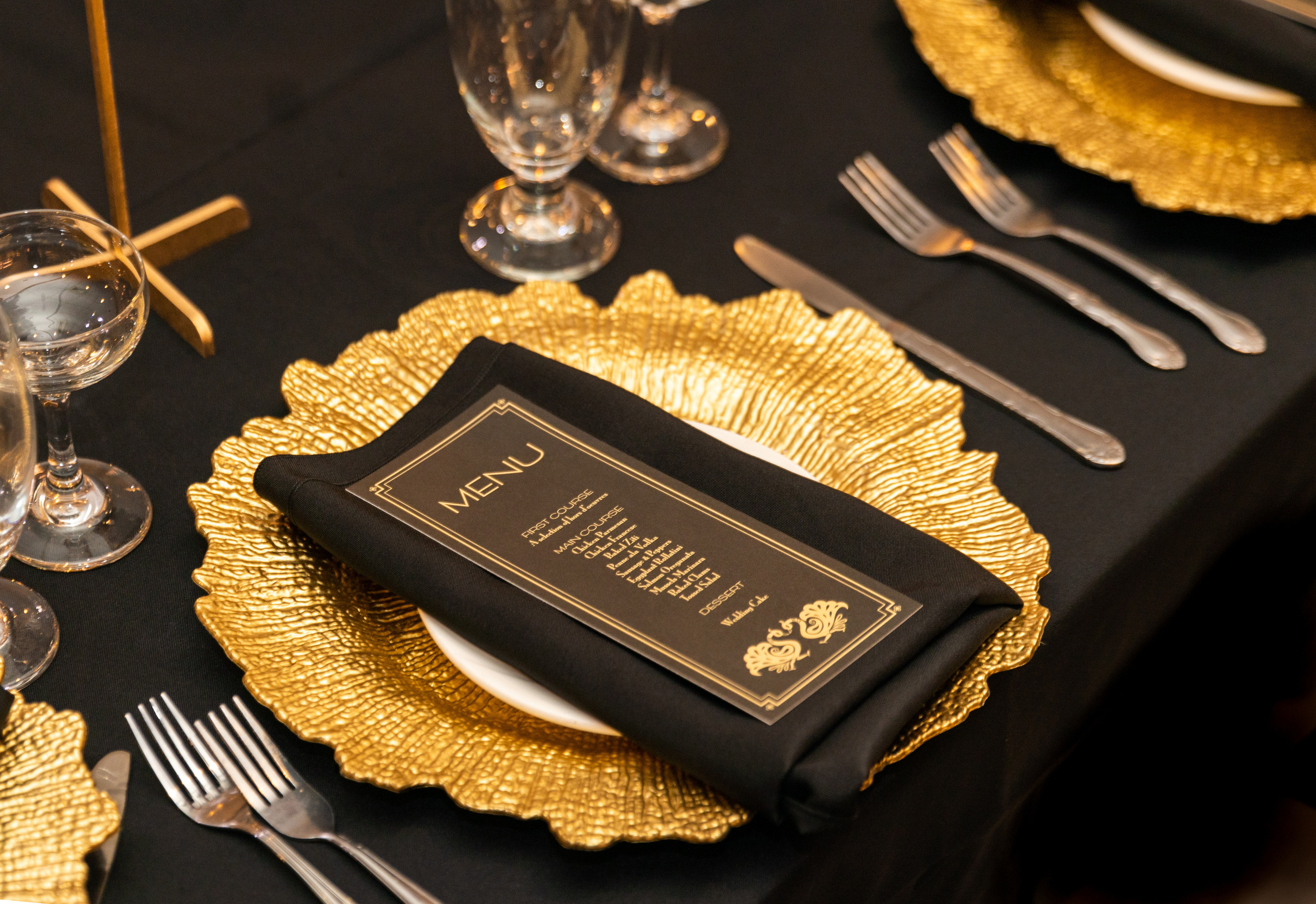 Mr. & Mrs. Burton. Wedding and Event photography, Kisses + Veil